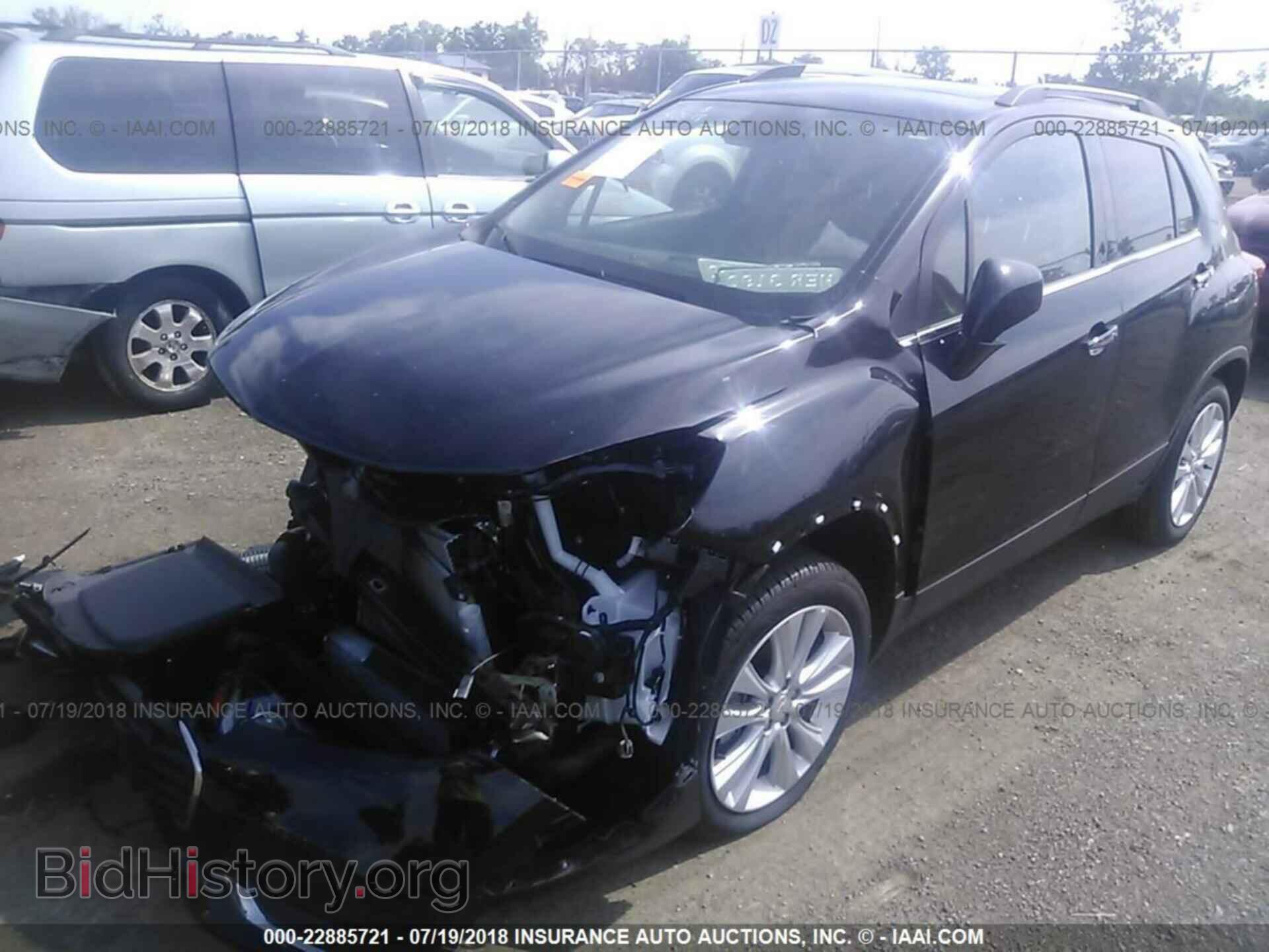 2017 CHEVROLET TRAX - VIN: 3GNCJRSB9HL258553 - Фото 2