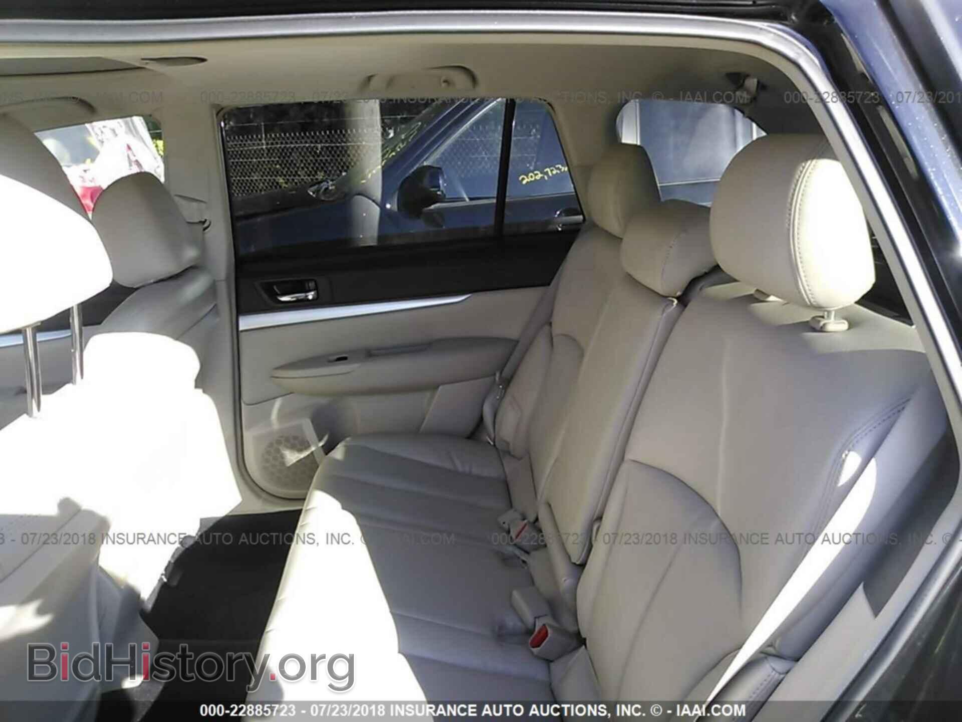 2011 Subaru Outback - VIN: 4S4BRBGC7B3329043 - Фото 8