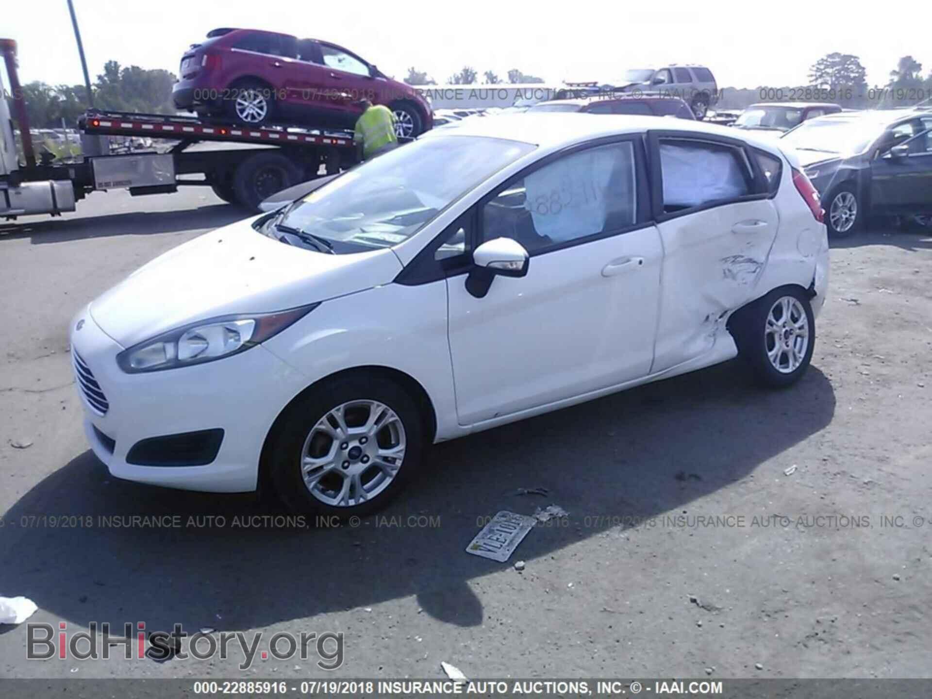 2014 Ford Fiesta - VIN: 3FADP4EJ7EM102654 - Фото 2