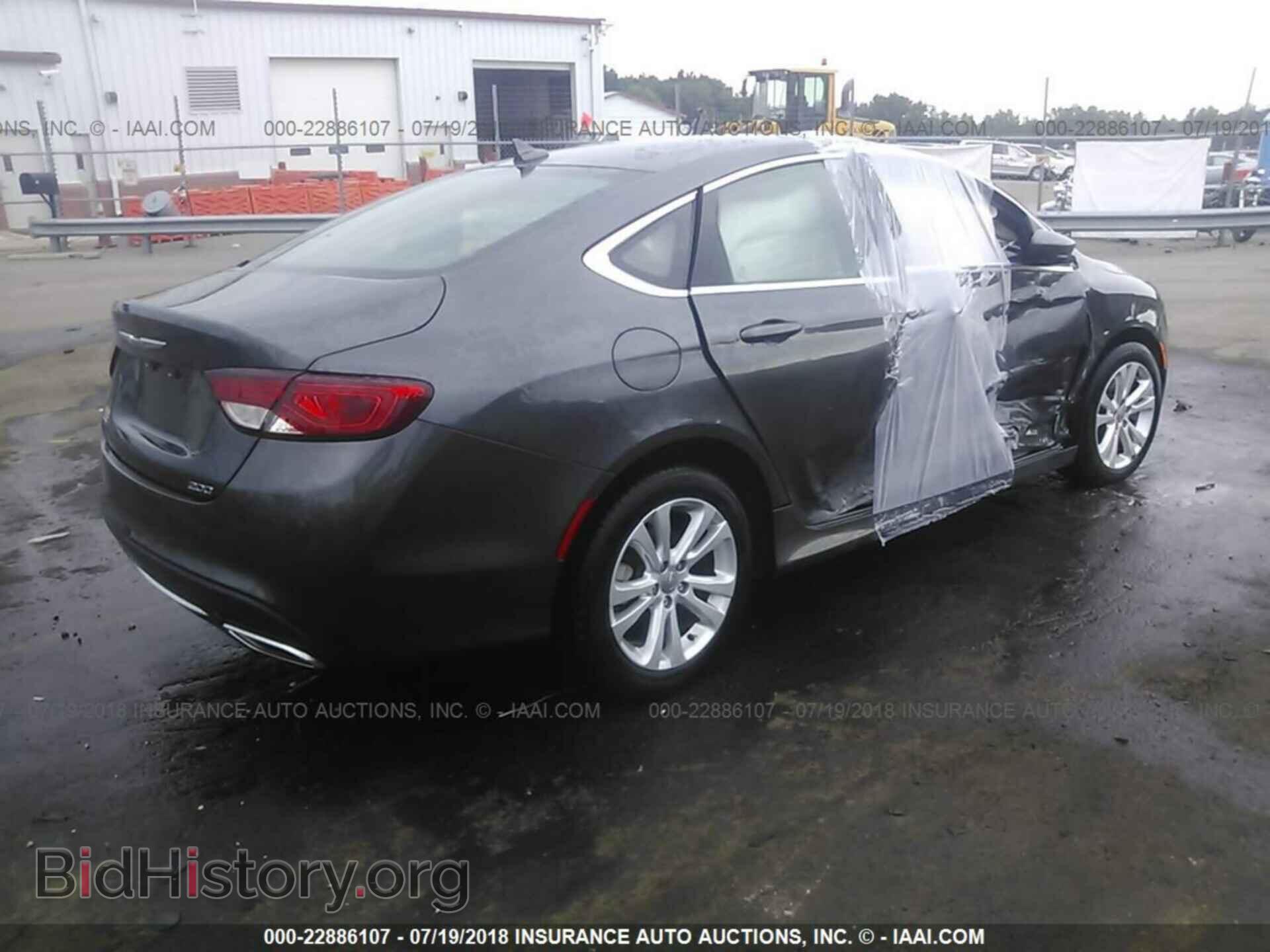 2016 Chrysler 200 - VIN: 1C3CCCAG9GN102397 - Фото 4