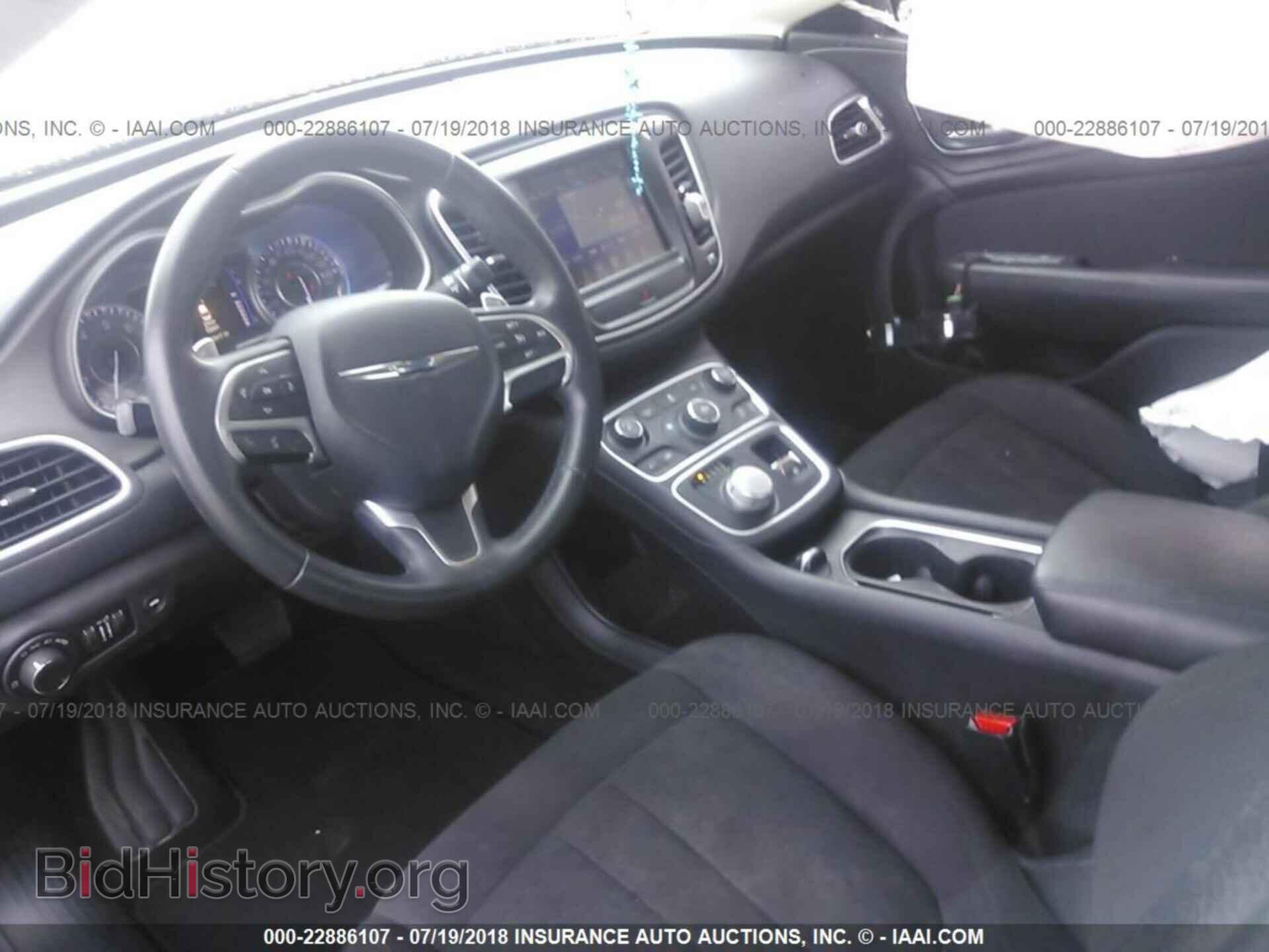 2016 Chrysler 200 - VIN: 1C3CCCAG9GN102397 - Фото 5