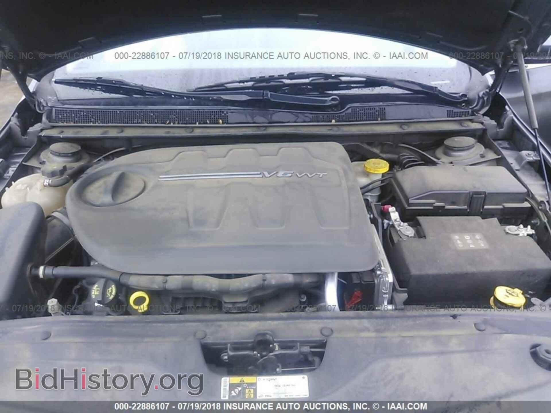 2016 Chrysler 200 - VIN: 1C3CCCAG9GN102397 - Фото 10