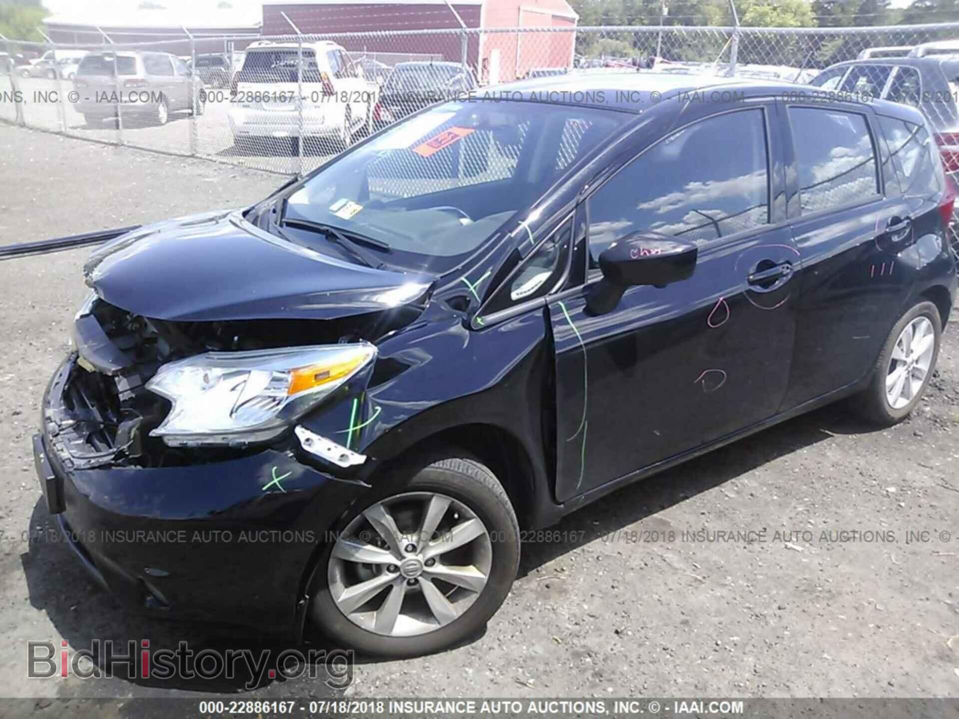 2015 Nissan Versa note - VIN: 3N1CE2CP4FL434570 - Фото 2