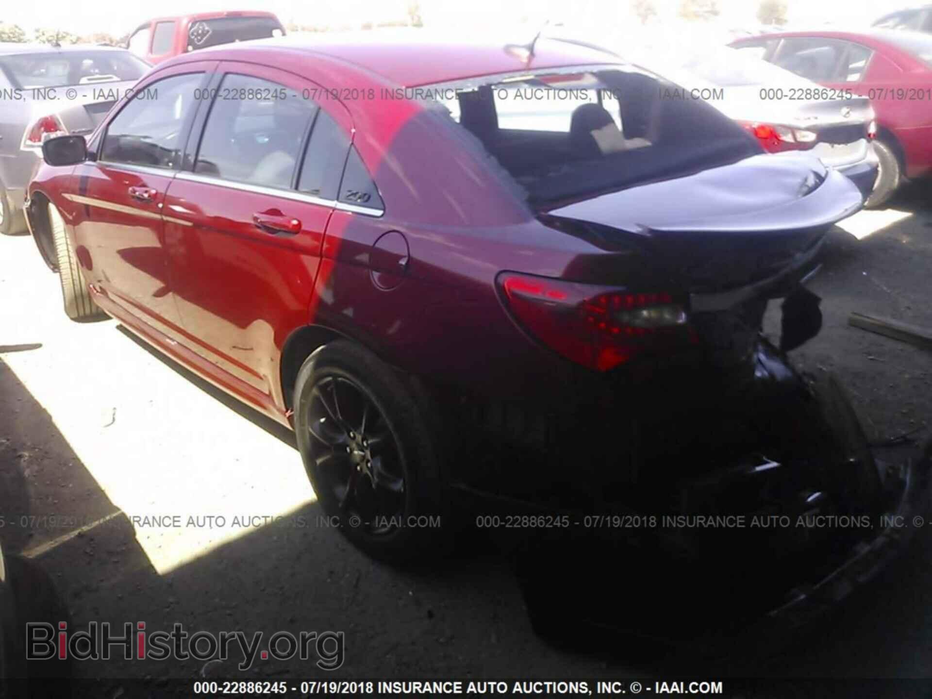 2014 Chrysler 200 - VIN: 1C3CCBBG1EN186849 - Фото 3