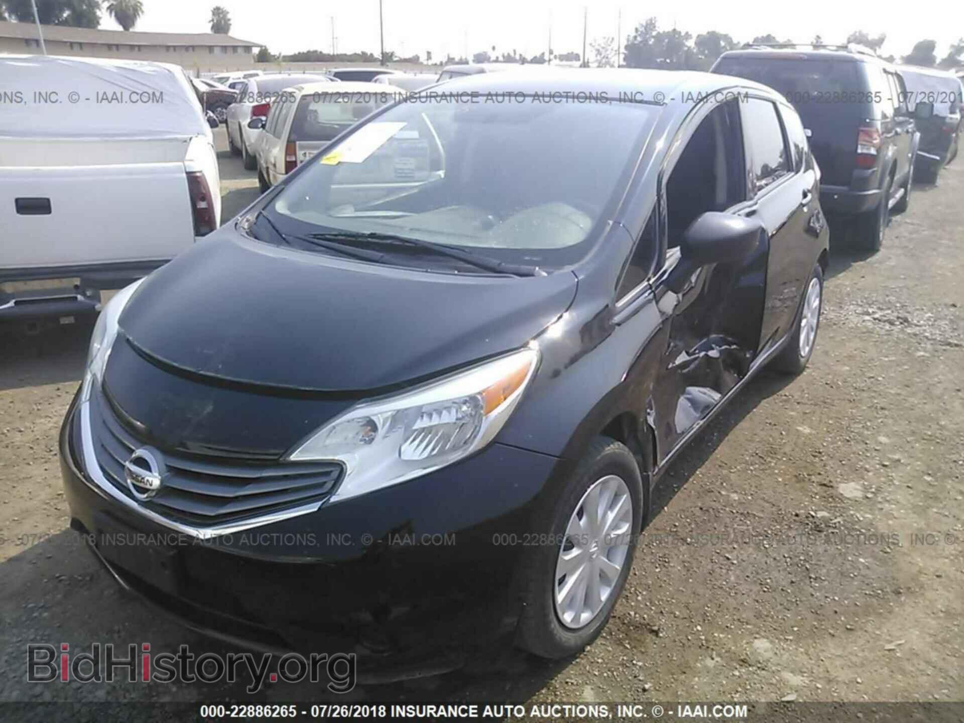 2016 Nissan Versa note - VIN: 3N1CE2CP2GL402198 - Photo 2