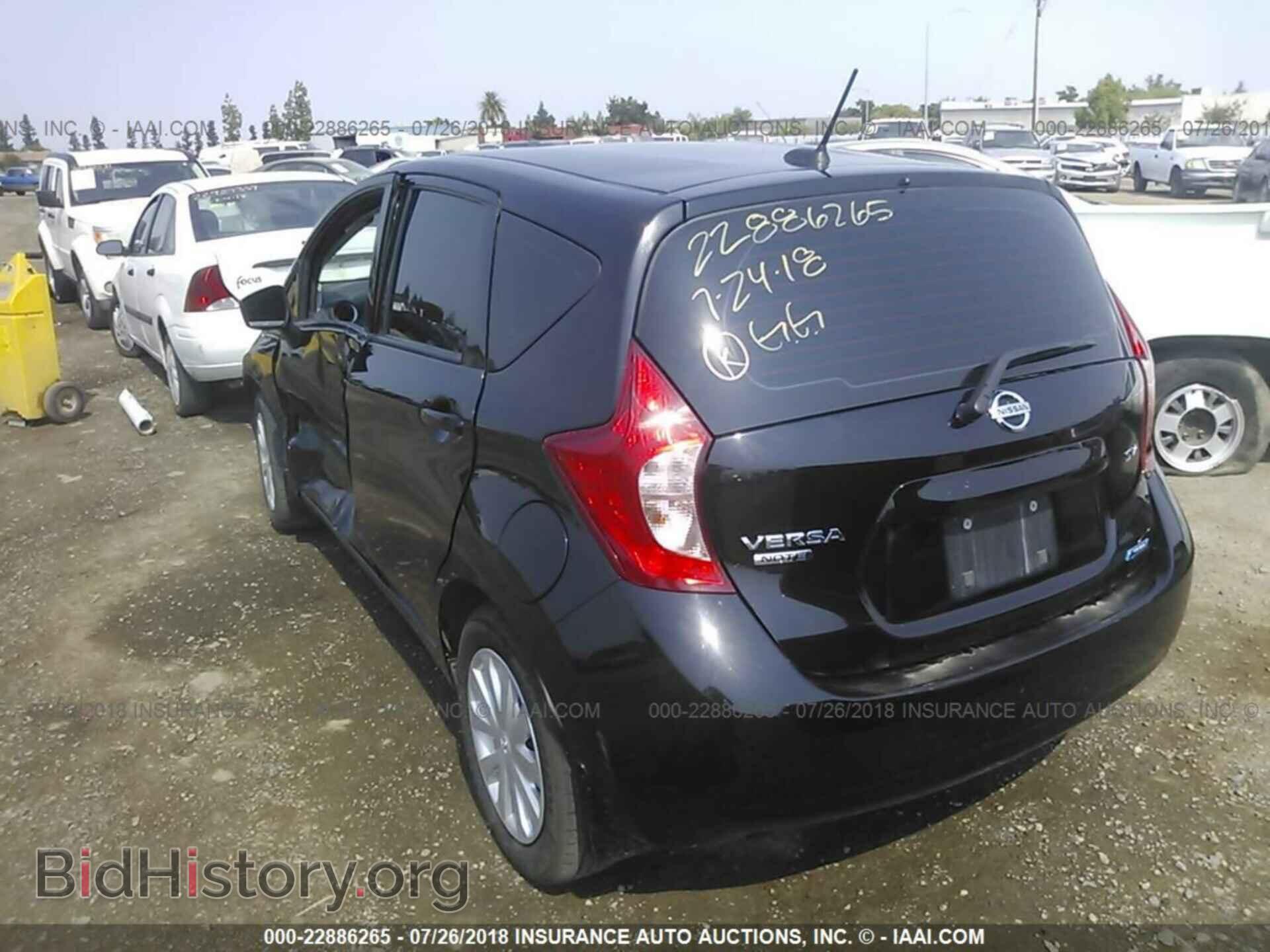 2016 Nissan Versa note - VIN: 3N1CE2CP2GL402198 - Photo 3