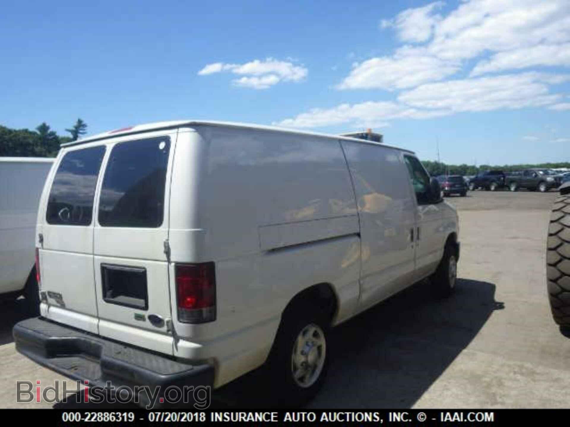 2011 Ford Econoline - VIN: 1FTNE1EW1BDB01876 - Photo 4