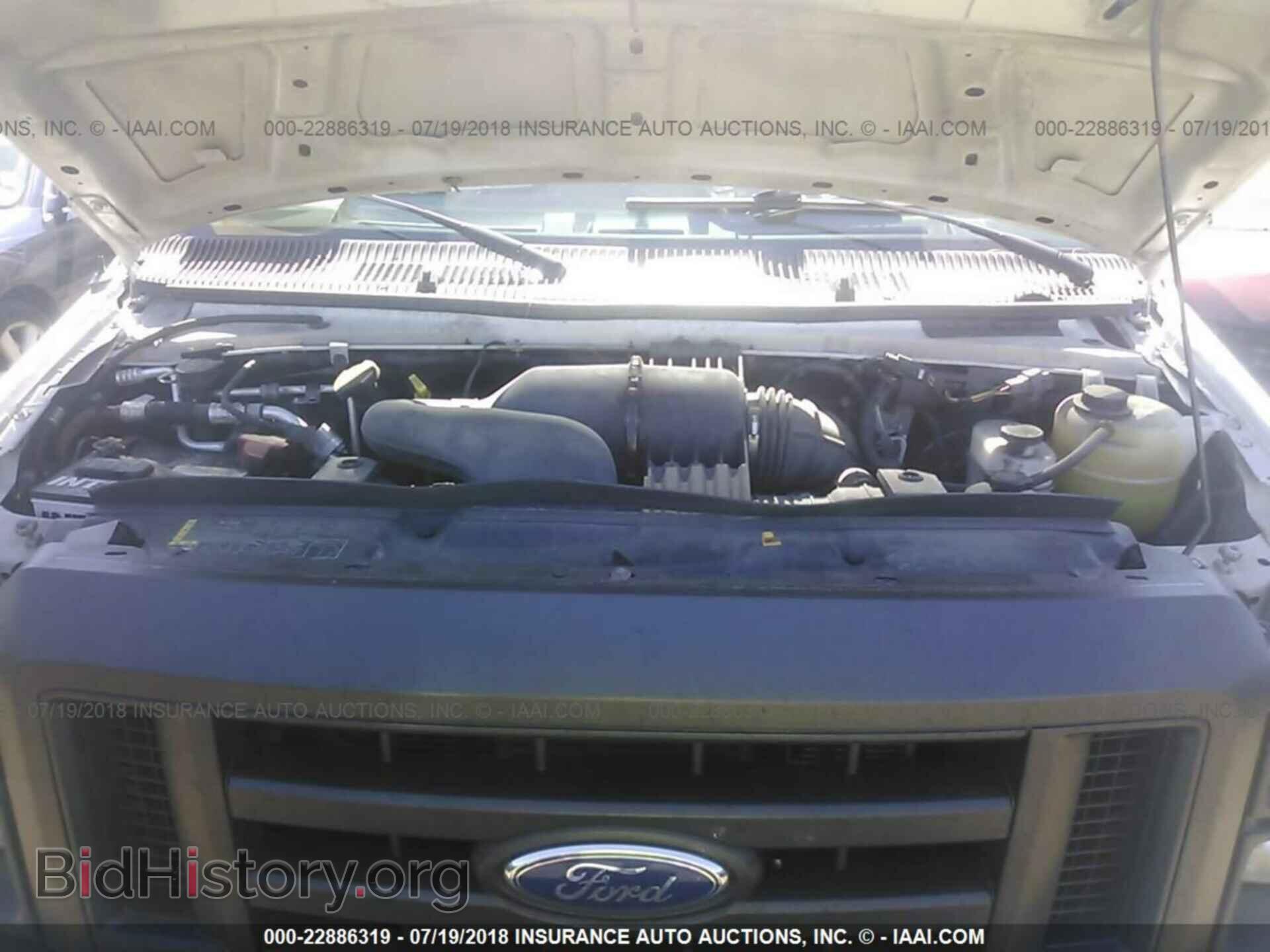 2011 Ford Econoline - VIN: 1FTNE1EW1BDB01876 - Photo 10