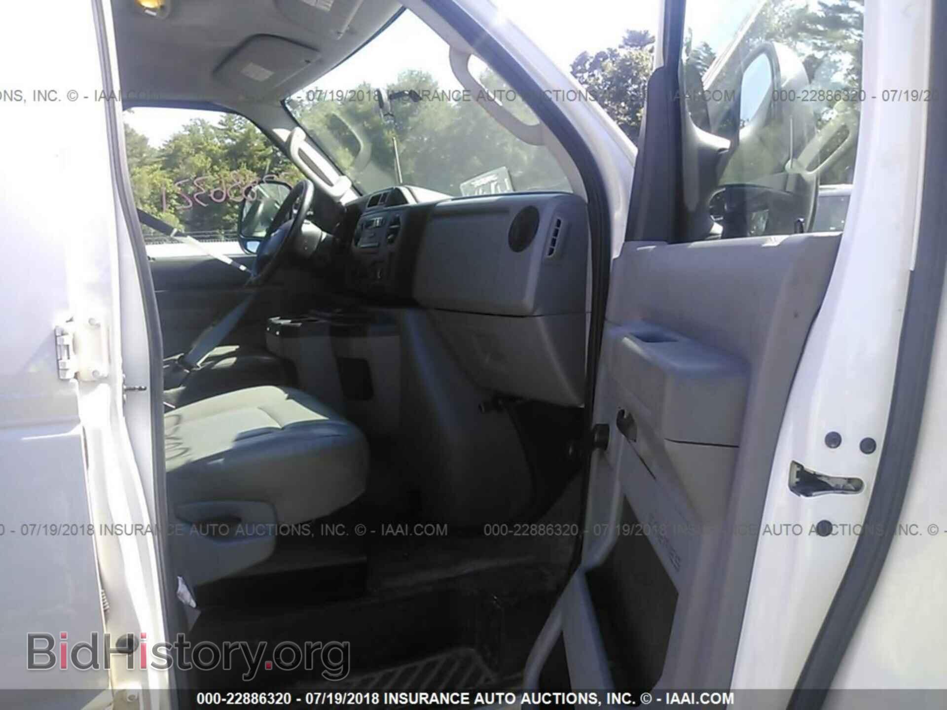 2011 Ford Econoline - VIN: 1FTNE2EW2BDB04470 - Фото 5