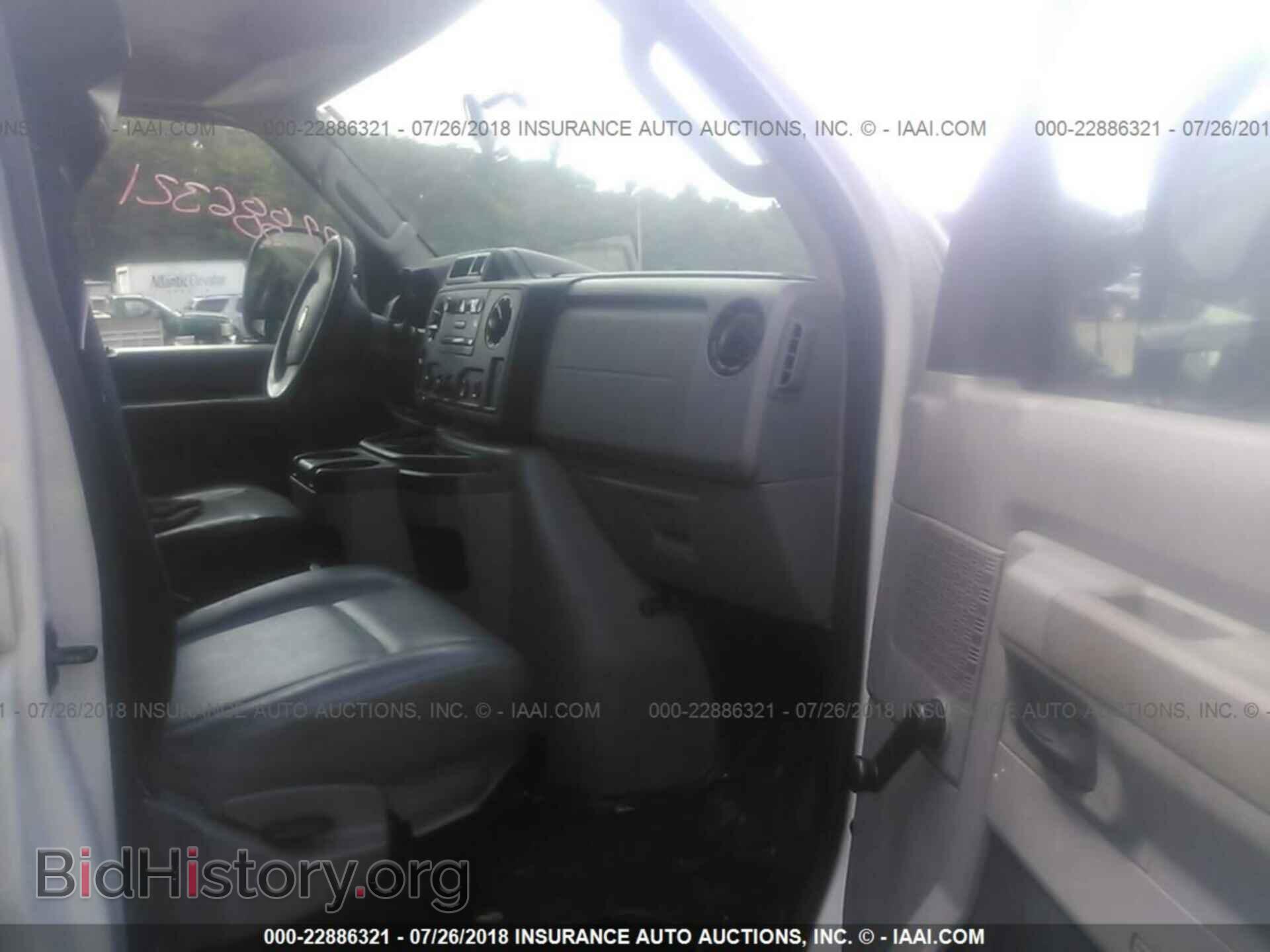 2011 Ford Econoline - VIN: 1FTNE2EW4BDB04468 - Photo 5