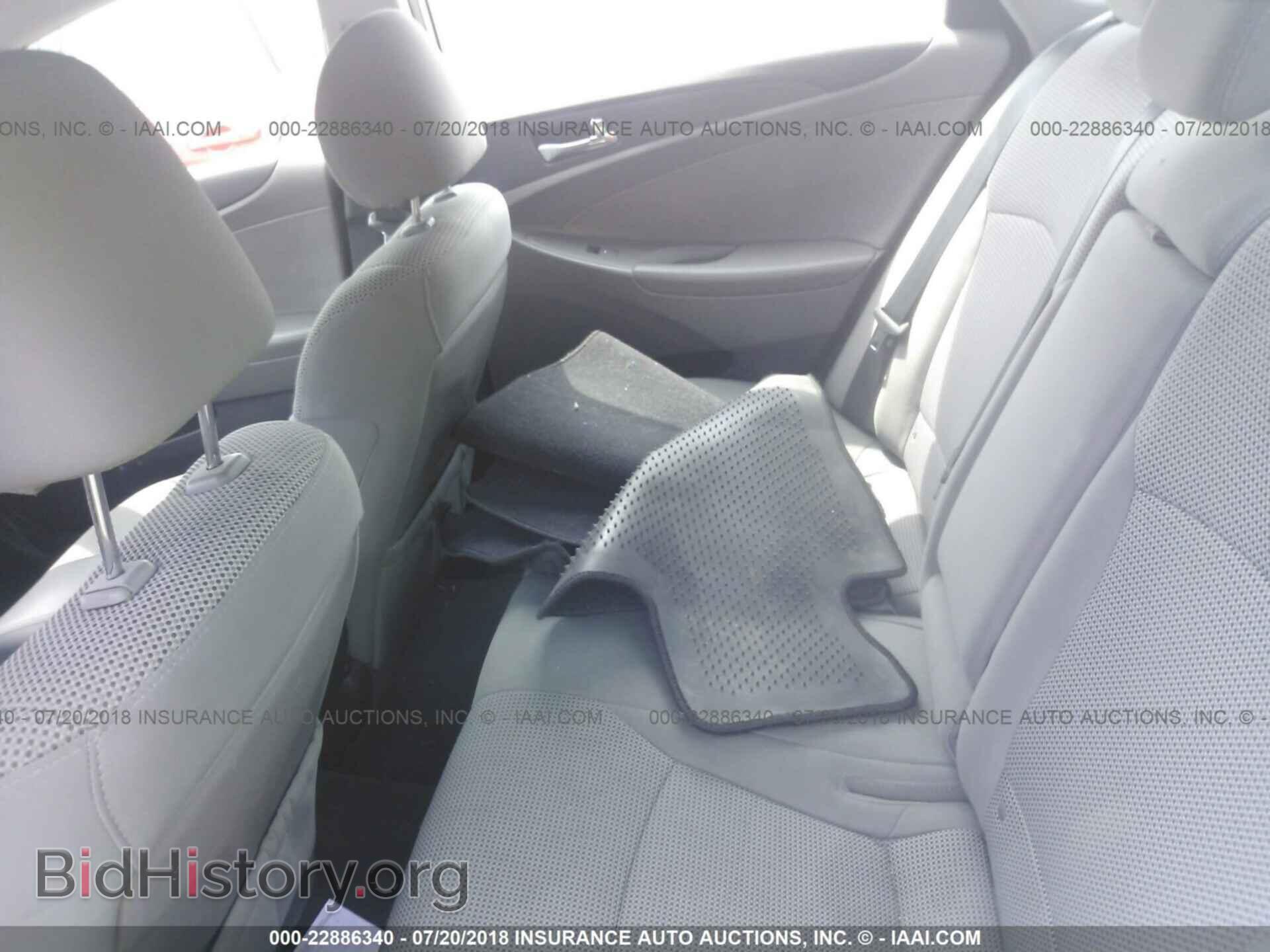 2012 Hyundai Sonata - VIN: 5NPEB4AC2CH411617 - Фото 8