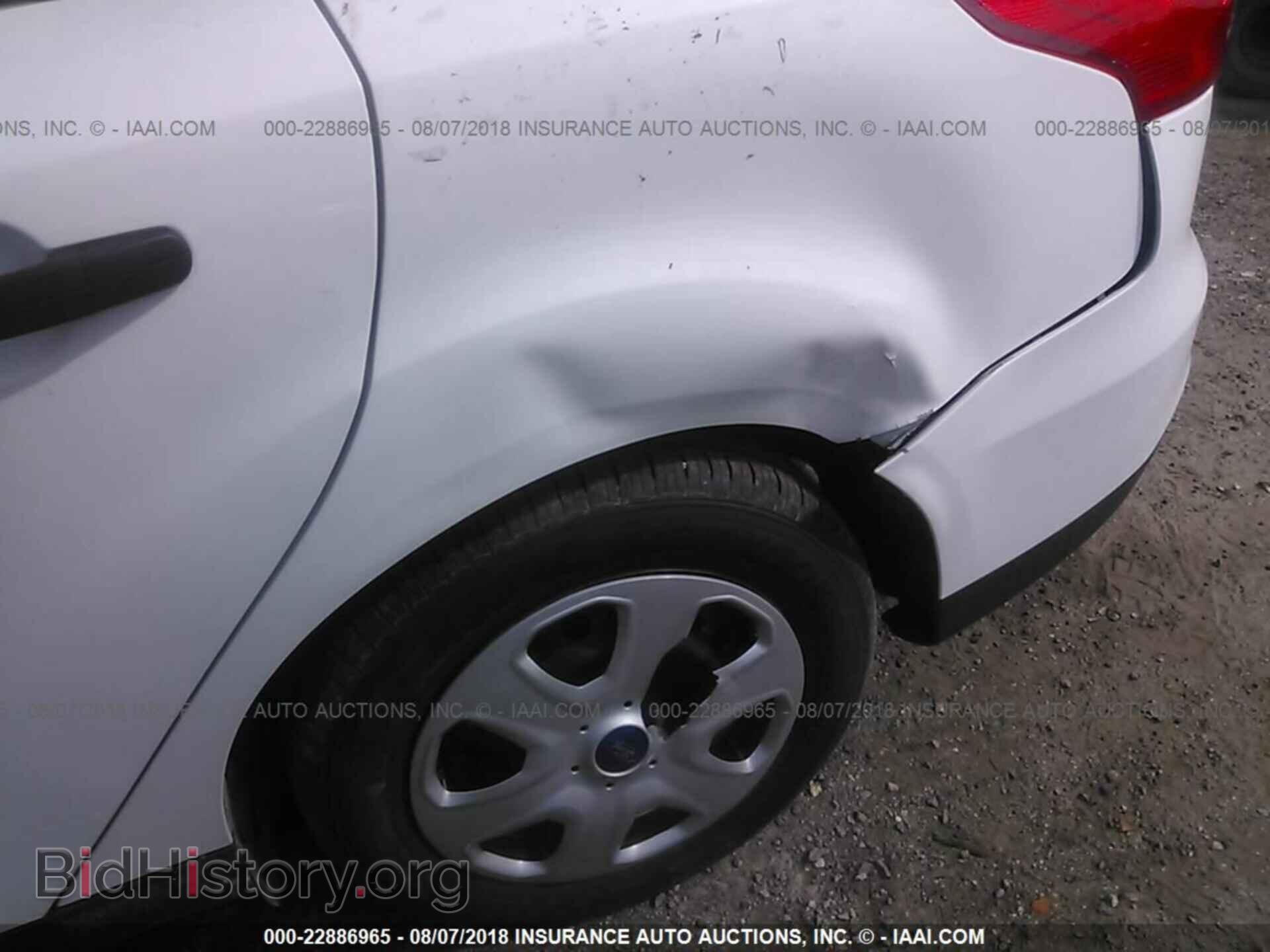 2015 Ford Focus - VIN: 1FADP3E24FL295982 - Photo 6
