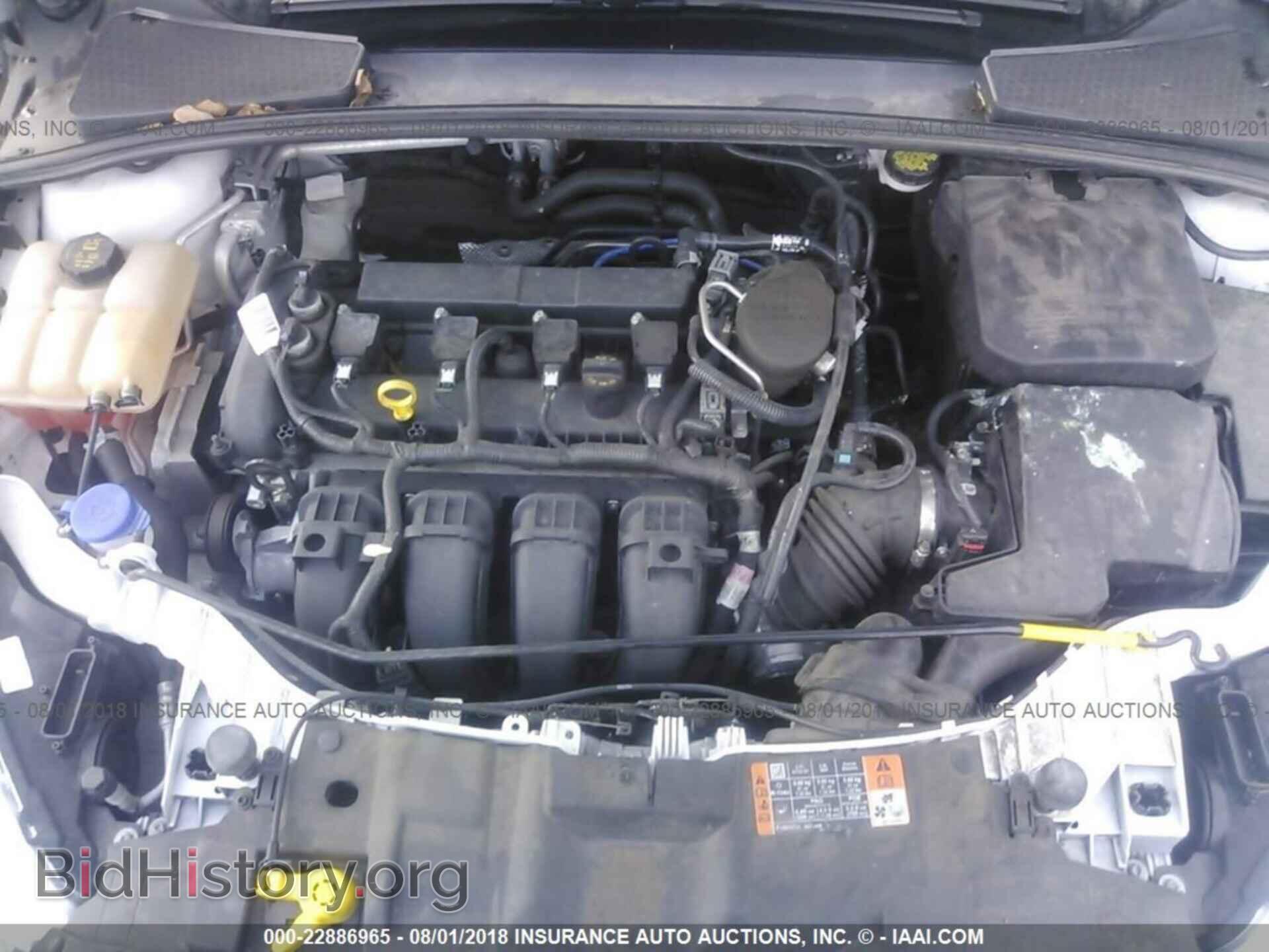 2015 Ford Focus - VIN: 1FADP3E24FL295982 - Photo 10