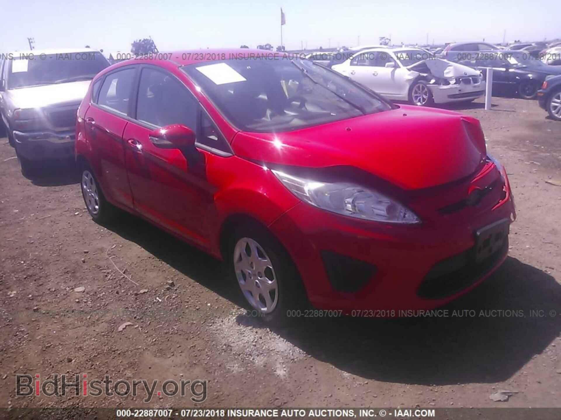 Photo 3FADP4EJ6DM142030 - Ford Fiesta 2013