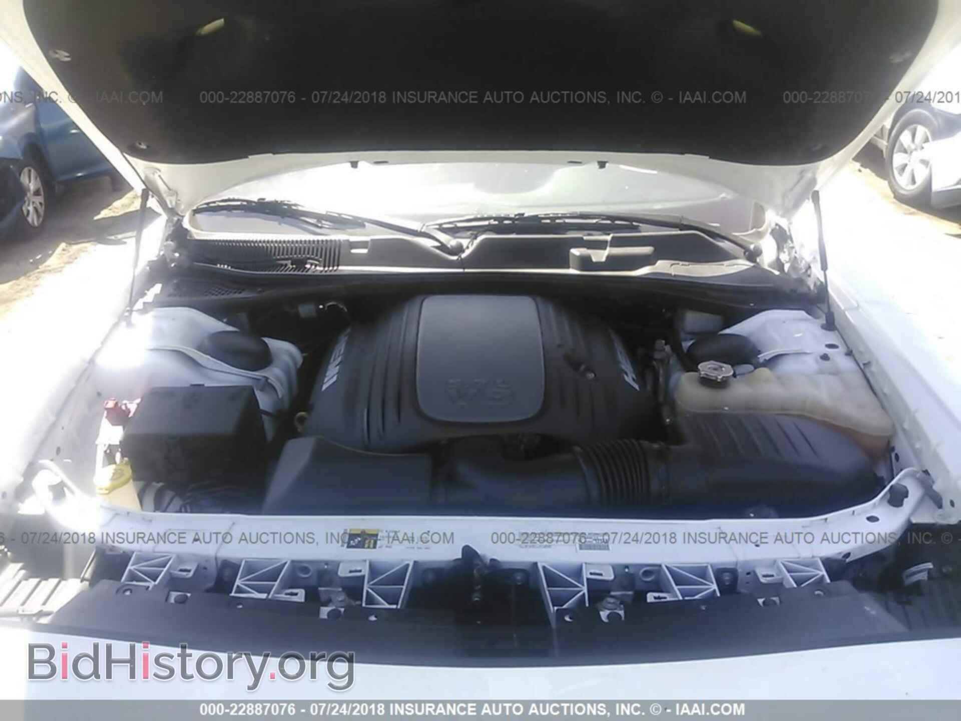 2015 Dodge Challenger - VIN: 2C3CDZAT3FH710646 - Photo 10