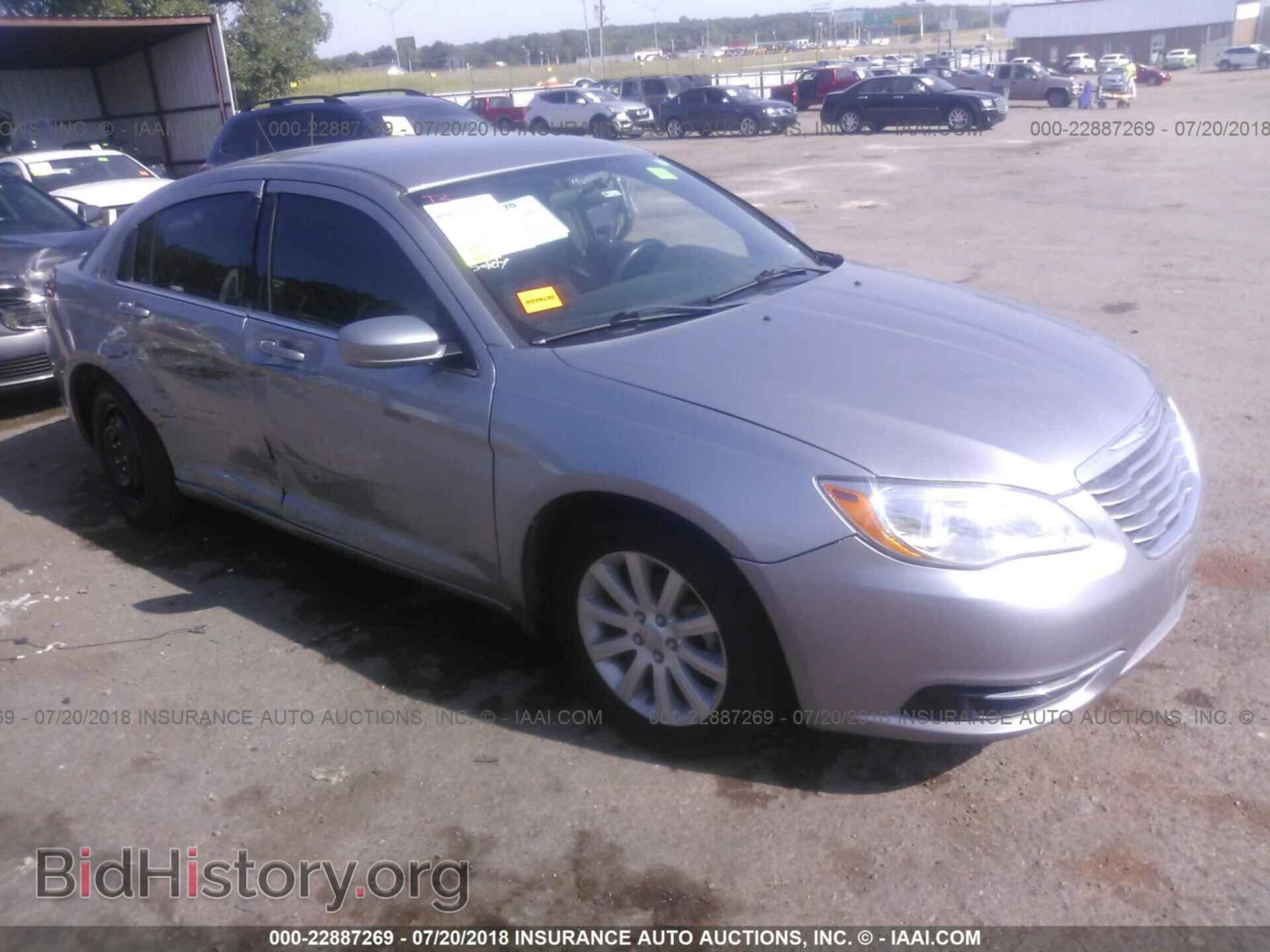 Photo 1C3CCBBG0DN528533 - Chrysler 200 2013