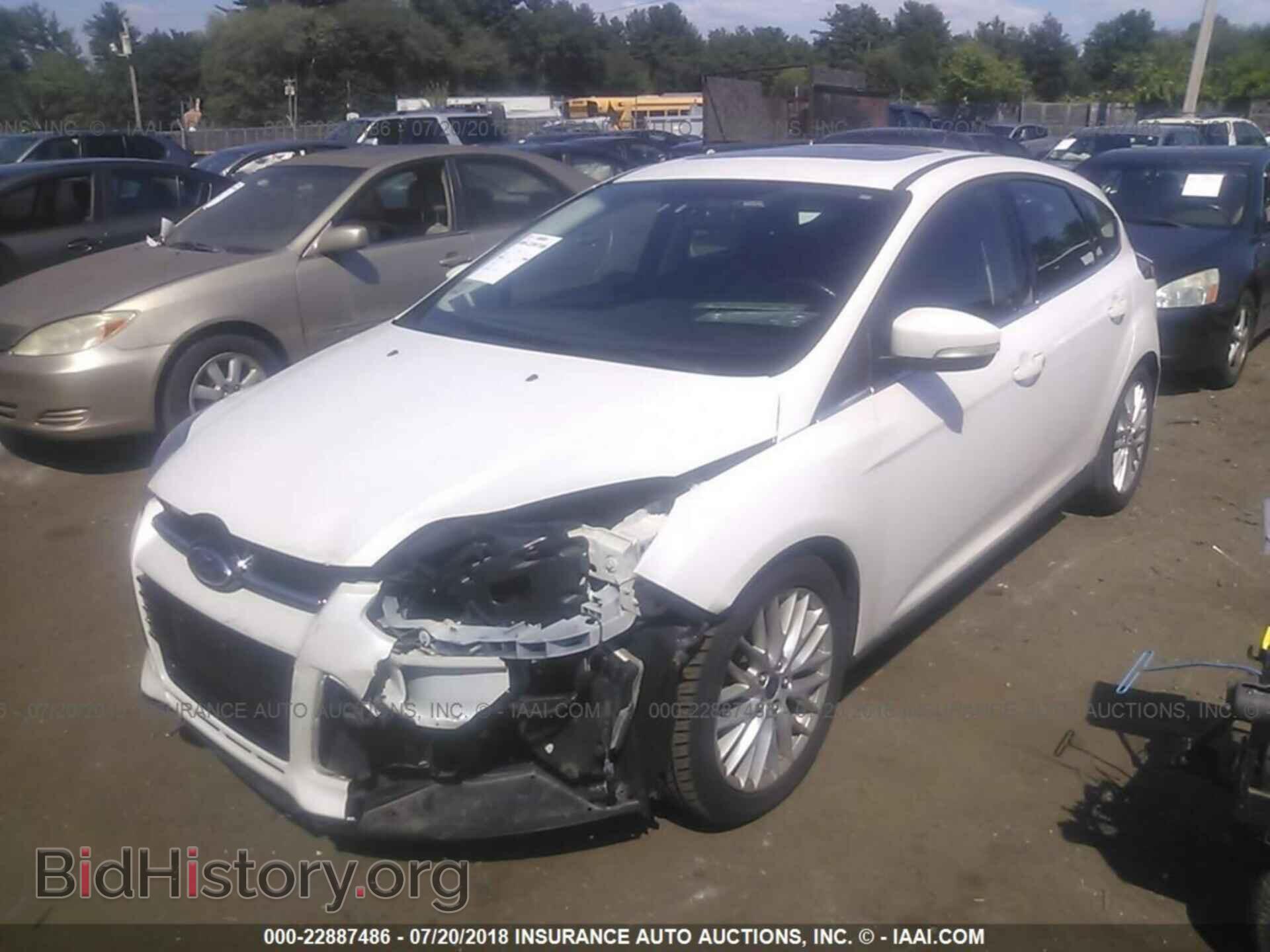 2013 Ford Focus - VIN: 1FADP3N25DL198111 - Фото 2