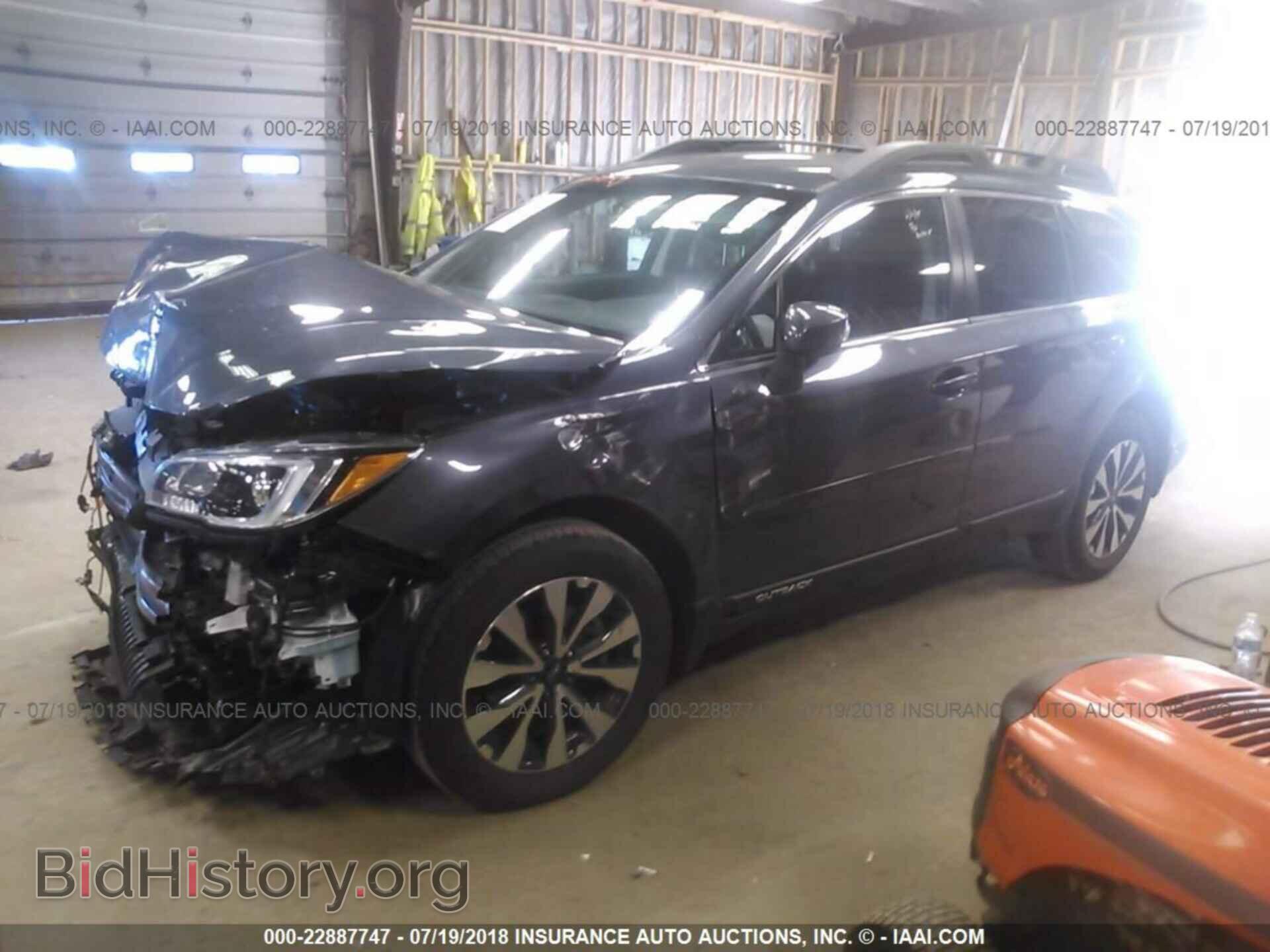 2015 Subaru Outback - VIN: 4S4BSAJC8F3320977 - Photo 2