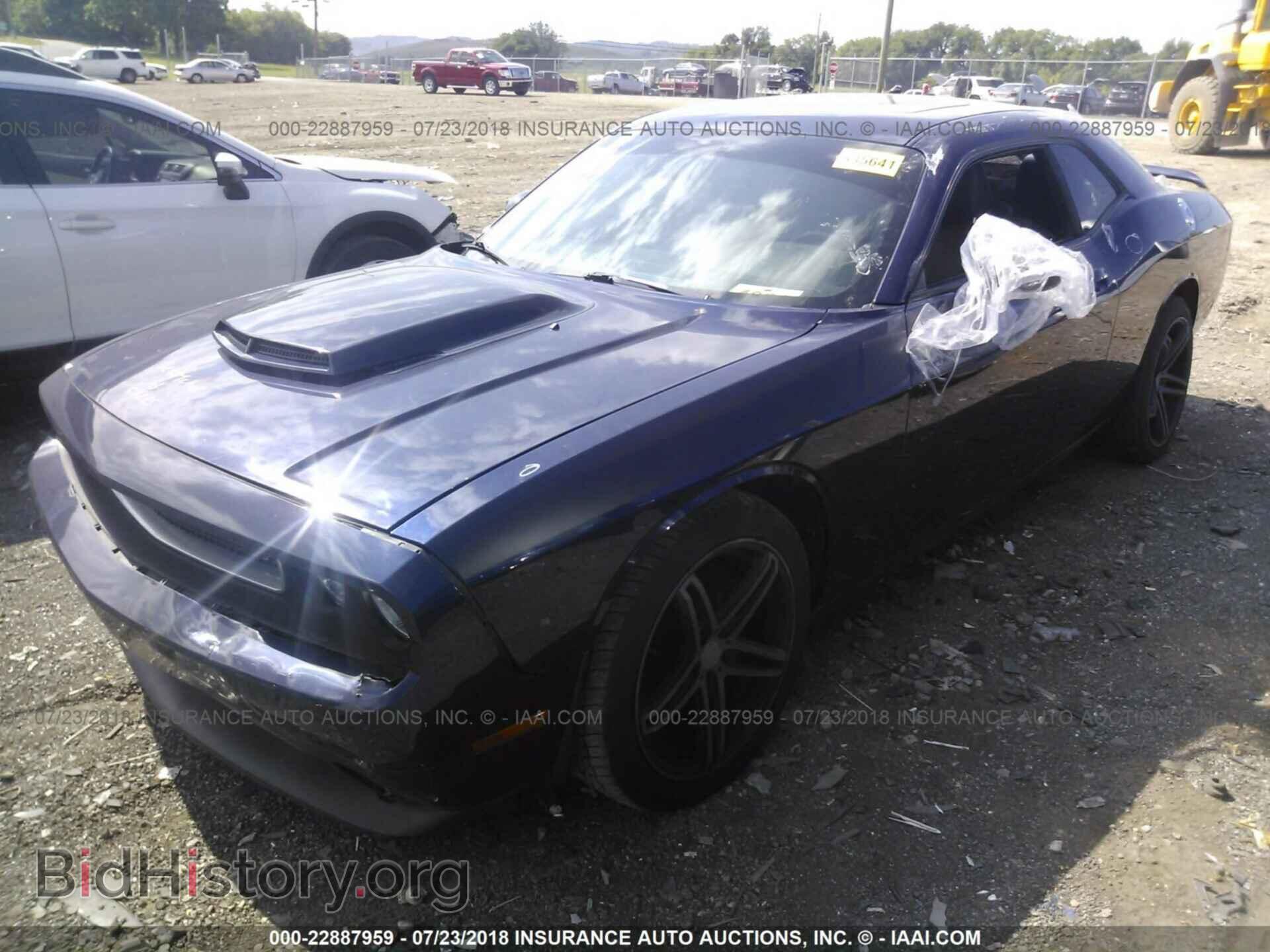 2013 Dodge Challenger - VIN: 2C3CDYBT0DH565233 - Photo 2