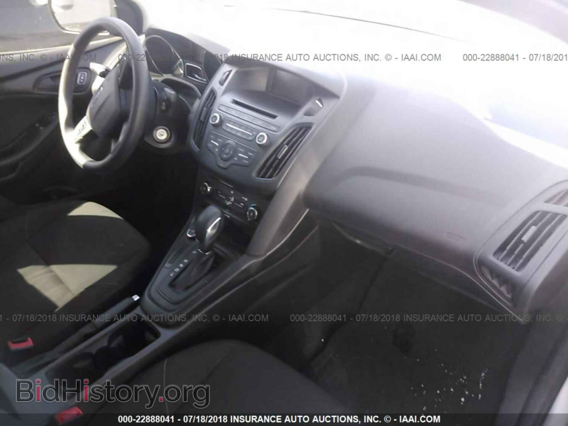 2016 Ford Focus - VIN: 1FADP3E2XGL237926 - Фото 5