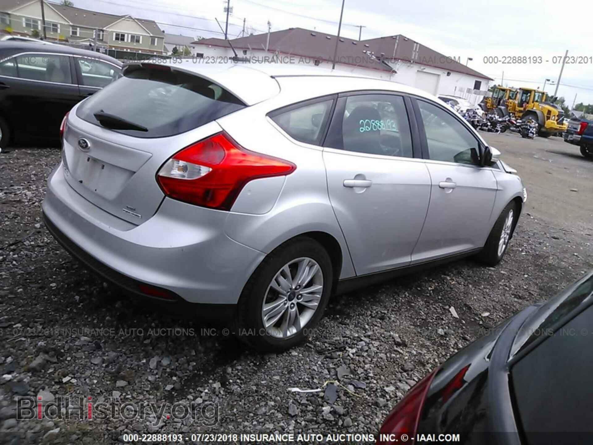 2012 Ford Focus - VIN: 1FAHP3M24CL430215 - Фото 4