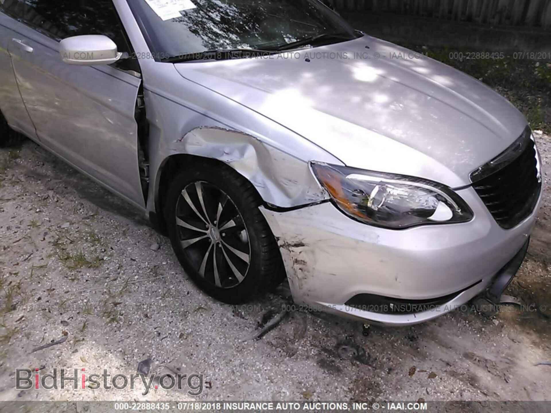 2012 Chrysler 200 - VIN: 1C3BCBGG0CN255581 - Photo 6