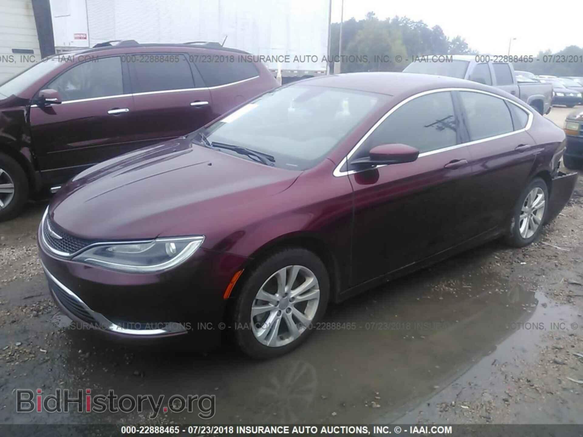 2015 Chrysler 200 - VIN: 1C3CCCAB2FN579658 - Photo 2
