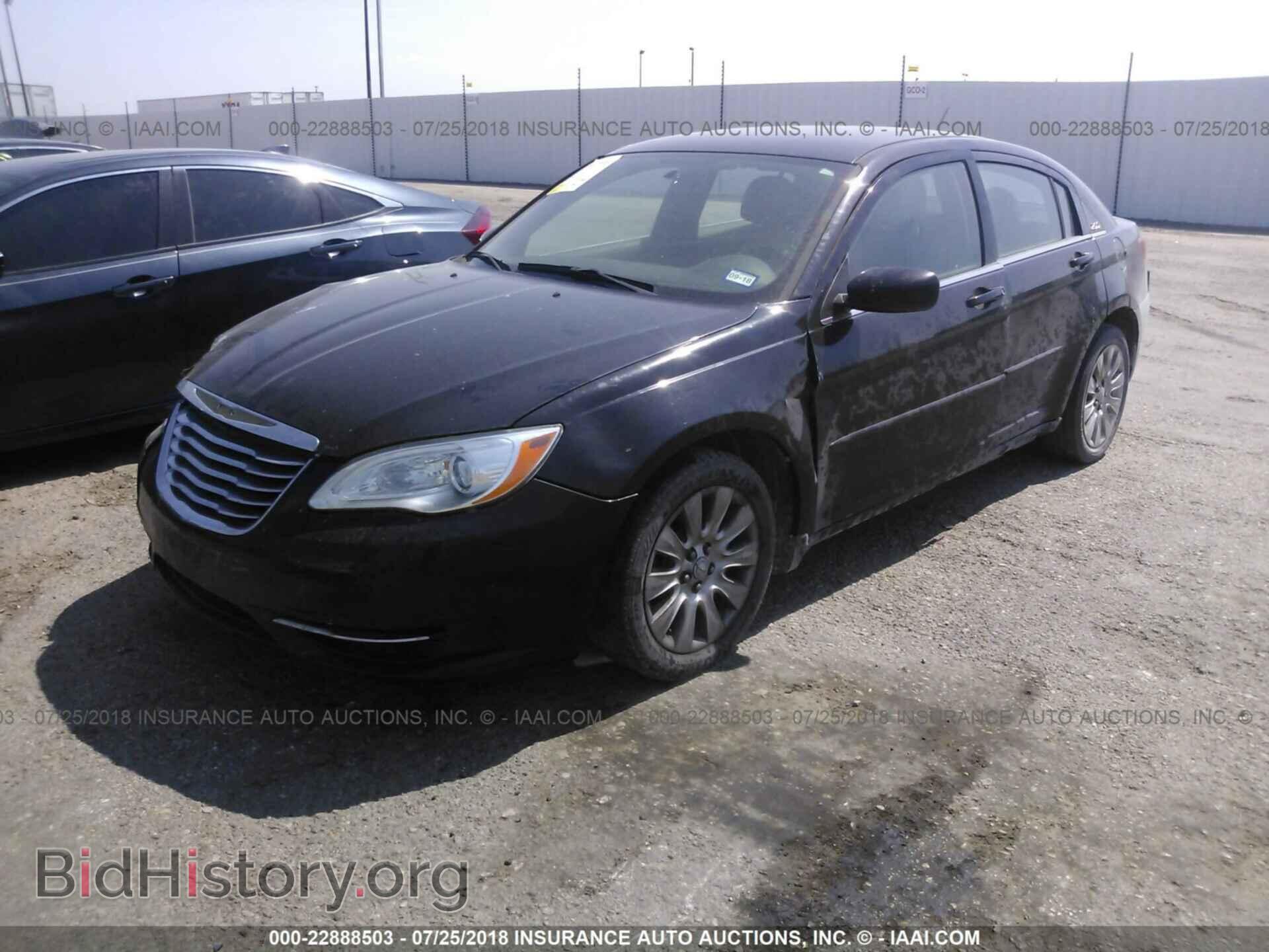 2012 Chrysler 200 - VIN: 1C3CCBAB0CN201618 - Фото 2