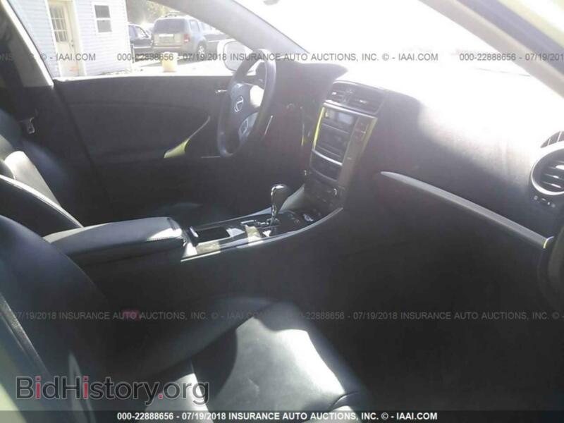 2011 Lexus IS (VIN JTHCF5C21B5050951) — photo 5 of 10