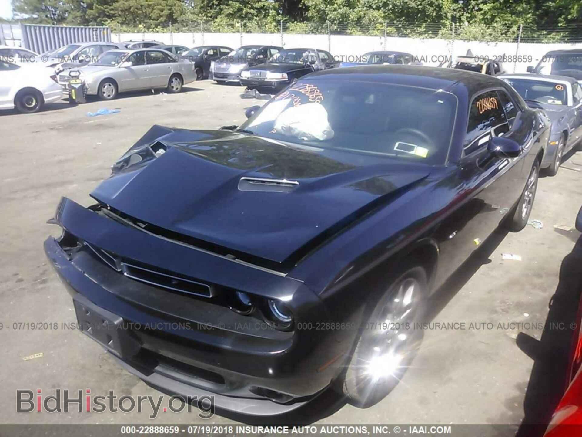 2017 Dodge Challenger - VIN: 2C3CDZGG1HH556211 - Photo 2
