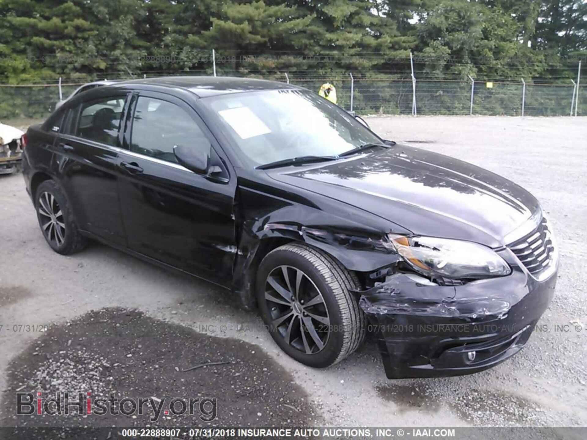 Photo 1C3CCBCG3DN649751 - Chrysler 200 2013