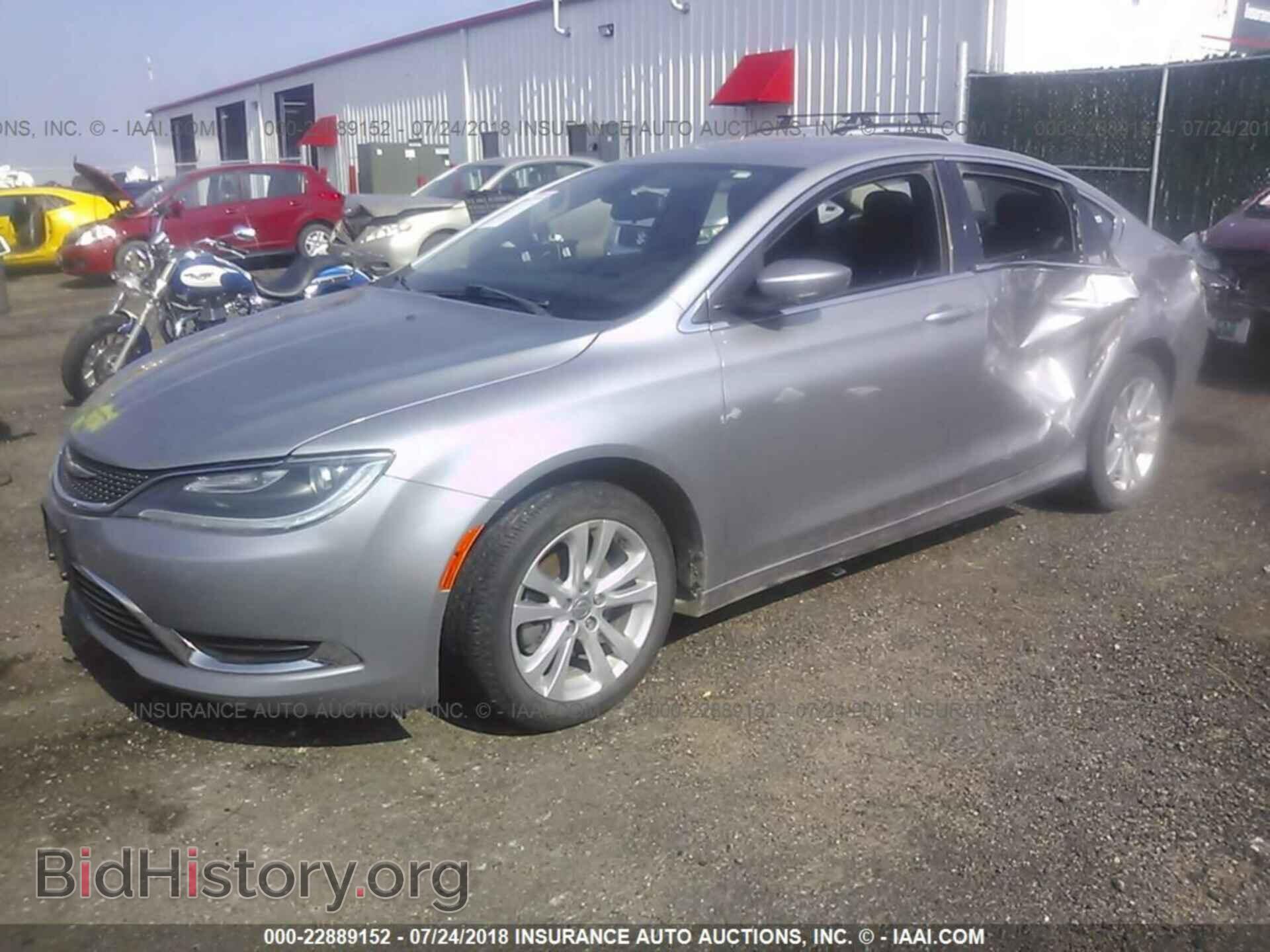 2015 Chrysler 200 - VIN: 1C3CCCAB0FN649609 - Photo 2