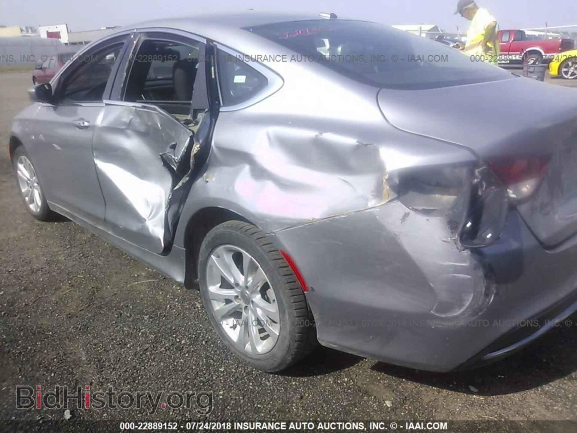 2015 Chrysler 200 - VIN: 1C3CCCAB0FN649609 - Photo 6