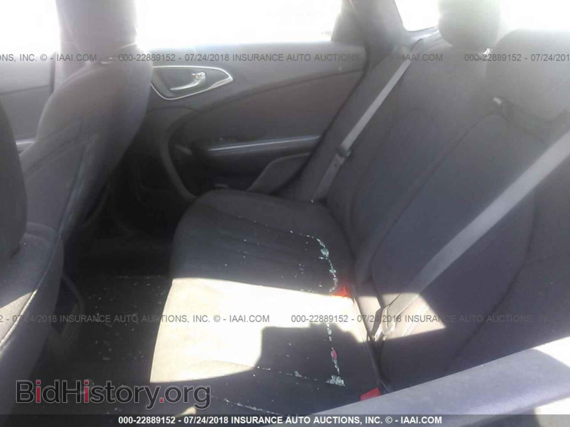 2015 Chrysler 200 - VIN: 1C3CCCAB0FN649609 - Photo 8