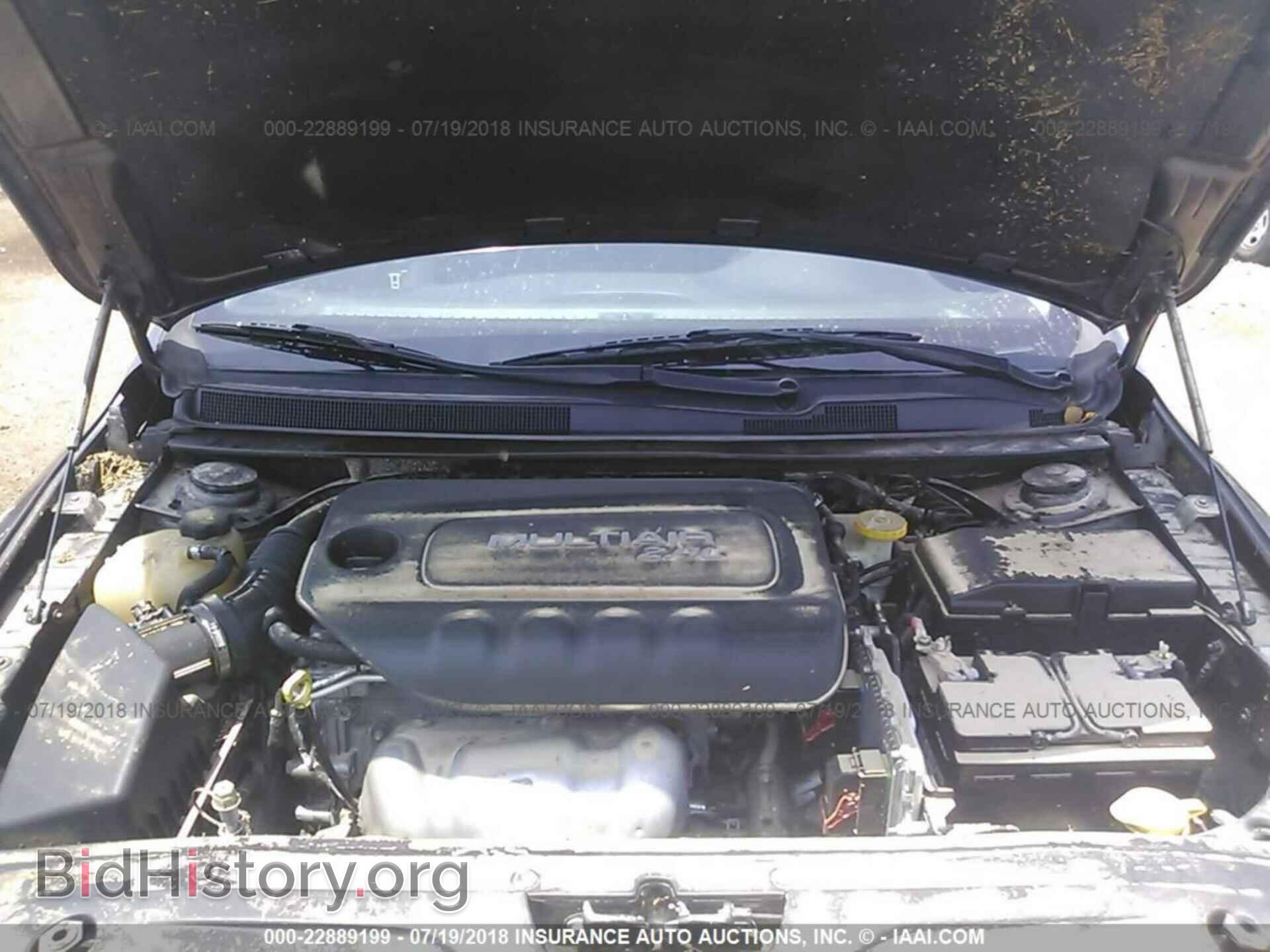 2015 Chrysler 200 - VIN: 1C3CCCAB8FN666321 - Фото 10