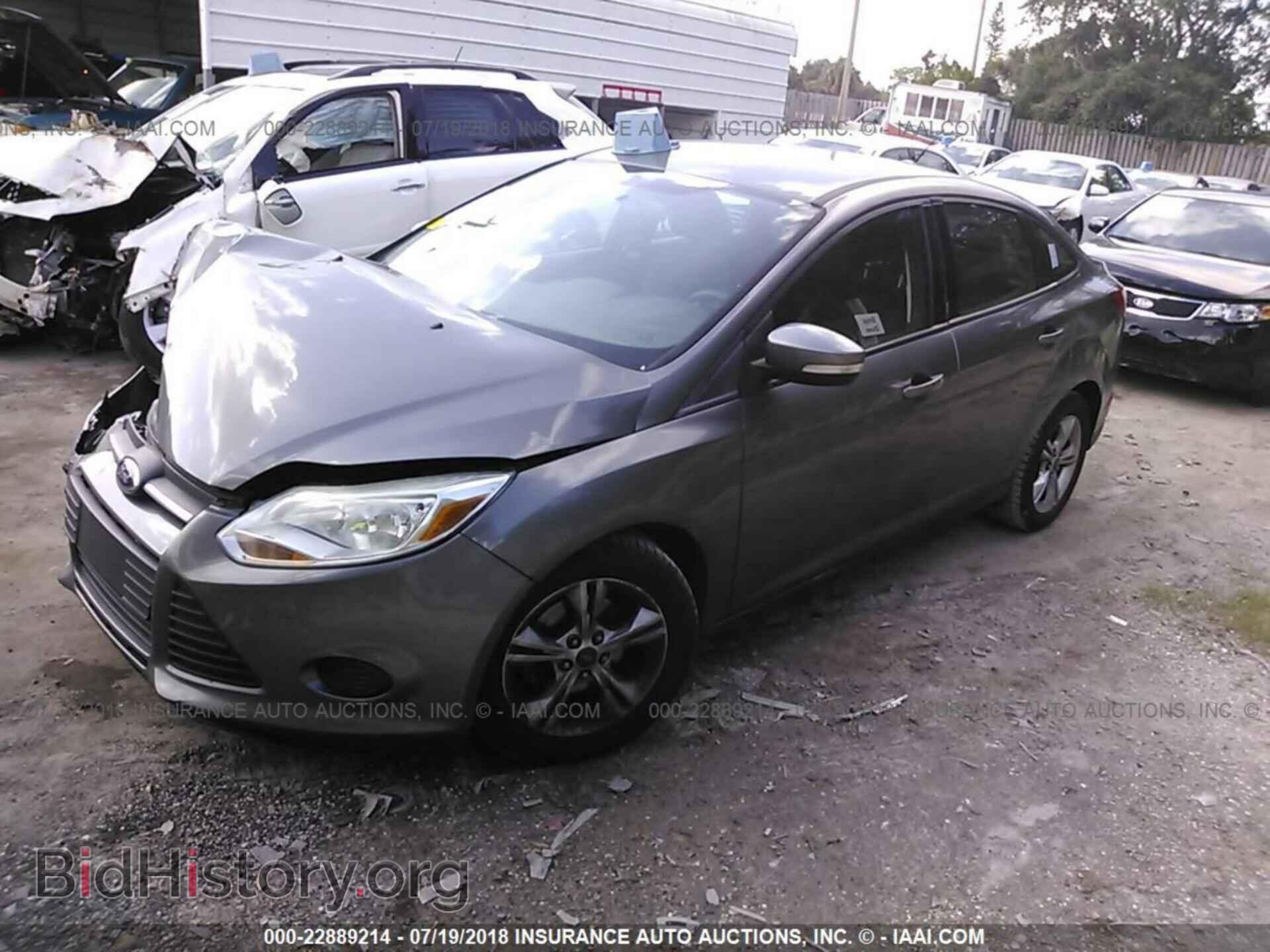 2013 Ford Focus - VIN: 1FADP3F27DL259750 - Фото 2