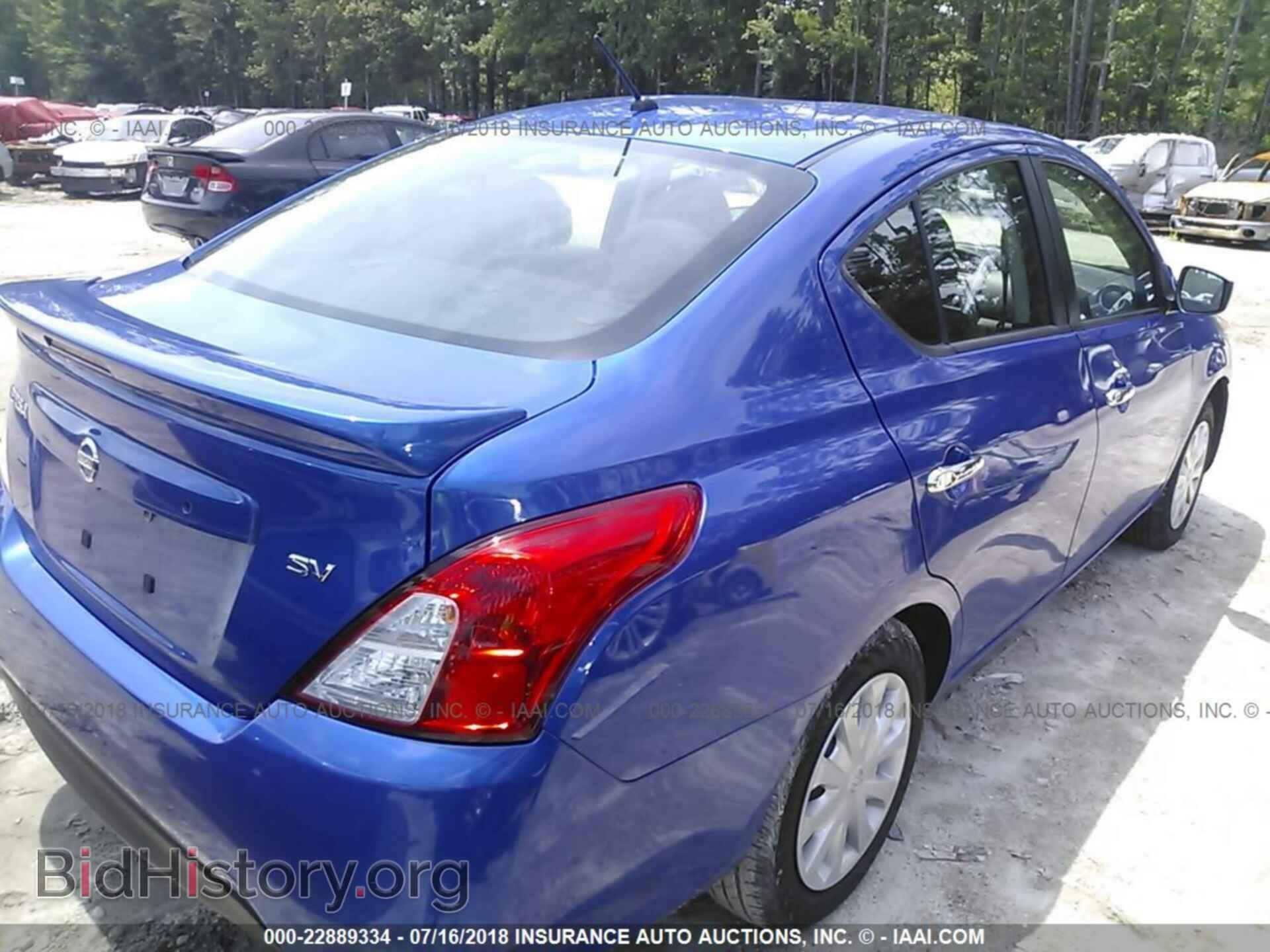 2017 Nissan Versa - VIN: 3N1CN7AP3HL812347 - Photo 4