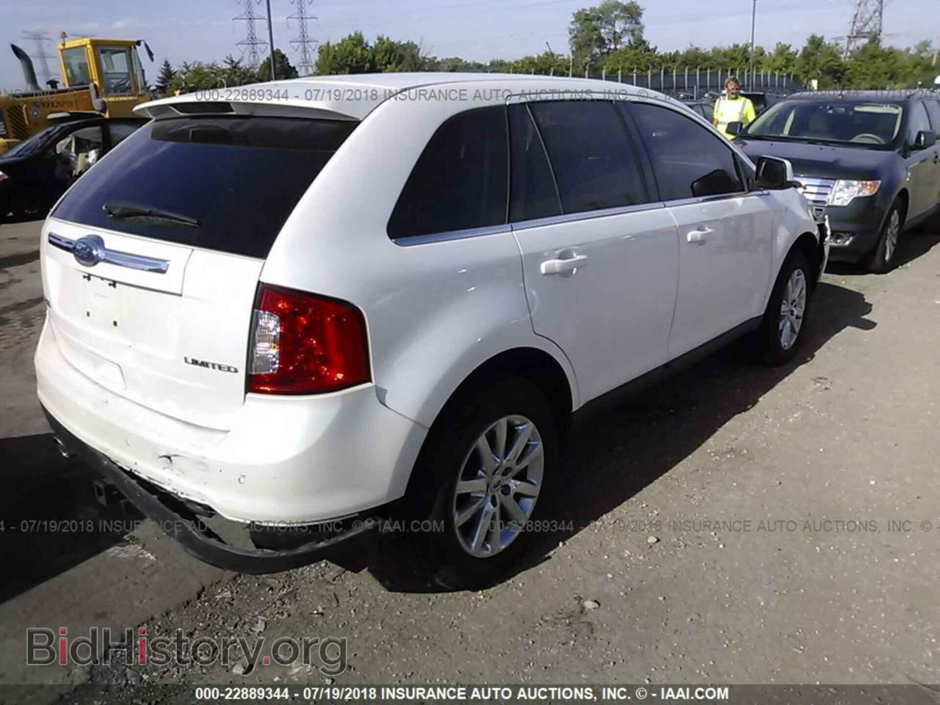 2011 Ford Edge - VIN: 2FMDK3KC2BBA80631 - Photo 4