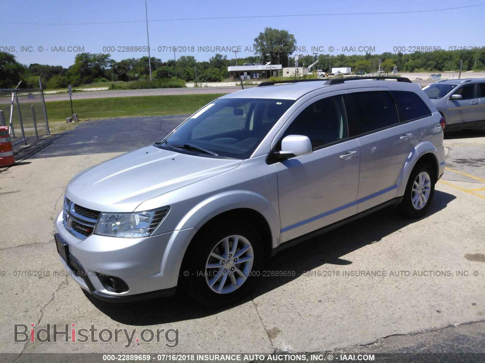 2014 Dodge Journey - VIN: 3C4PDDBG8ET251041 - Фото 2