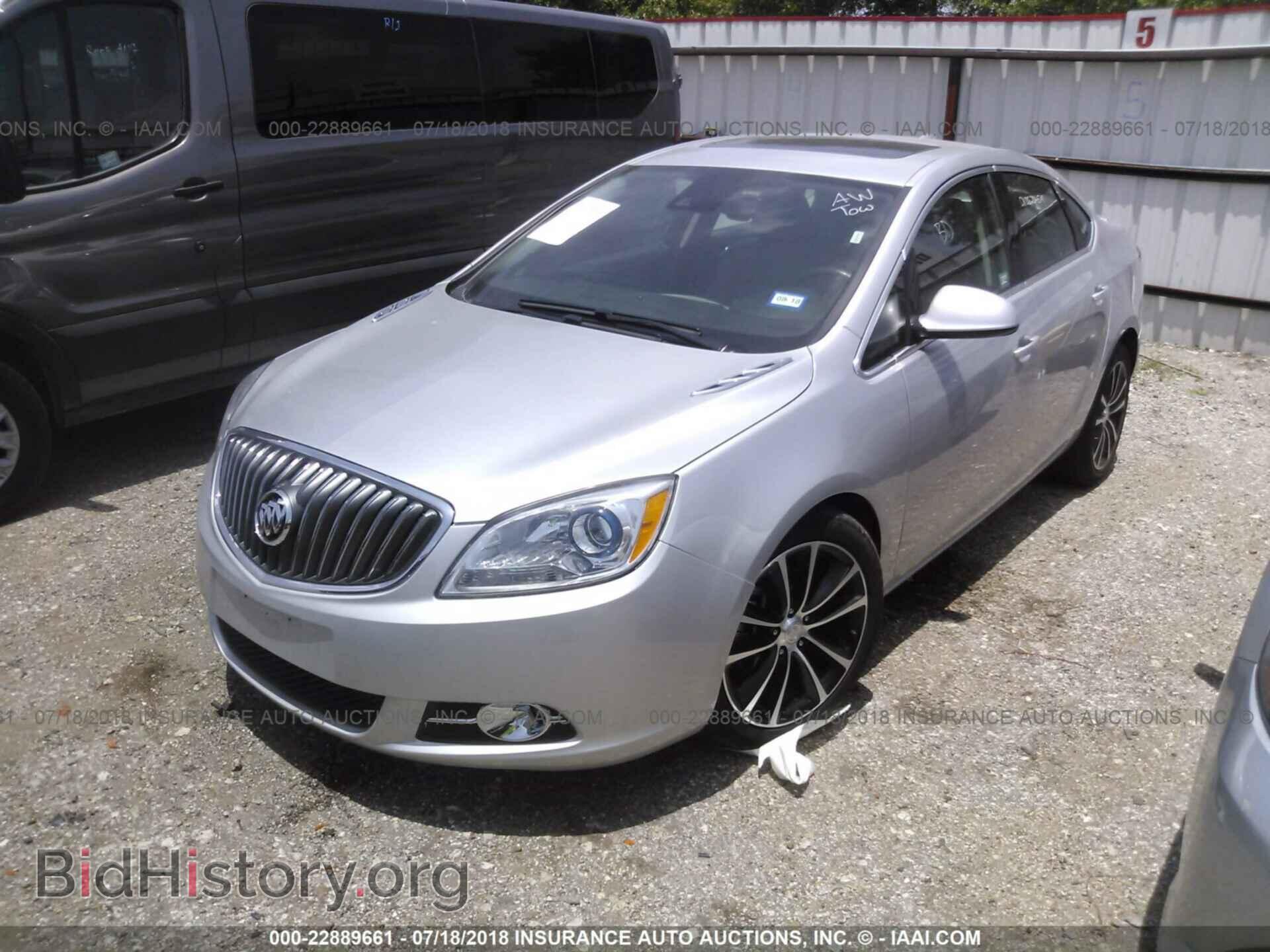 2017 Buick Verano - VIN: 1G4PR5SK8H4106423 - Фото 2
