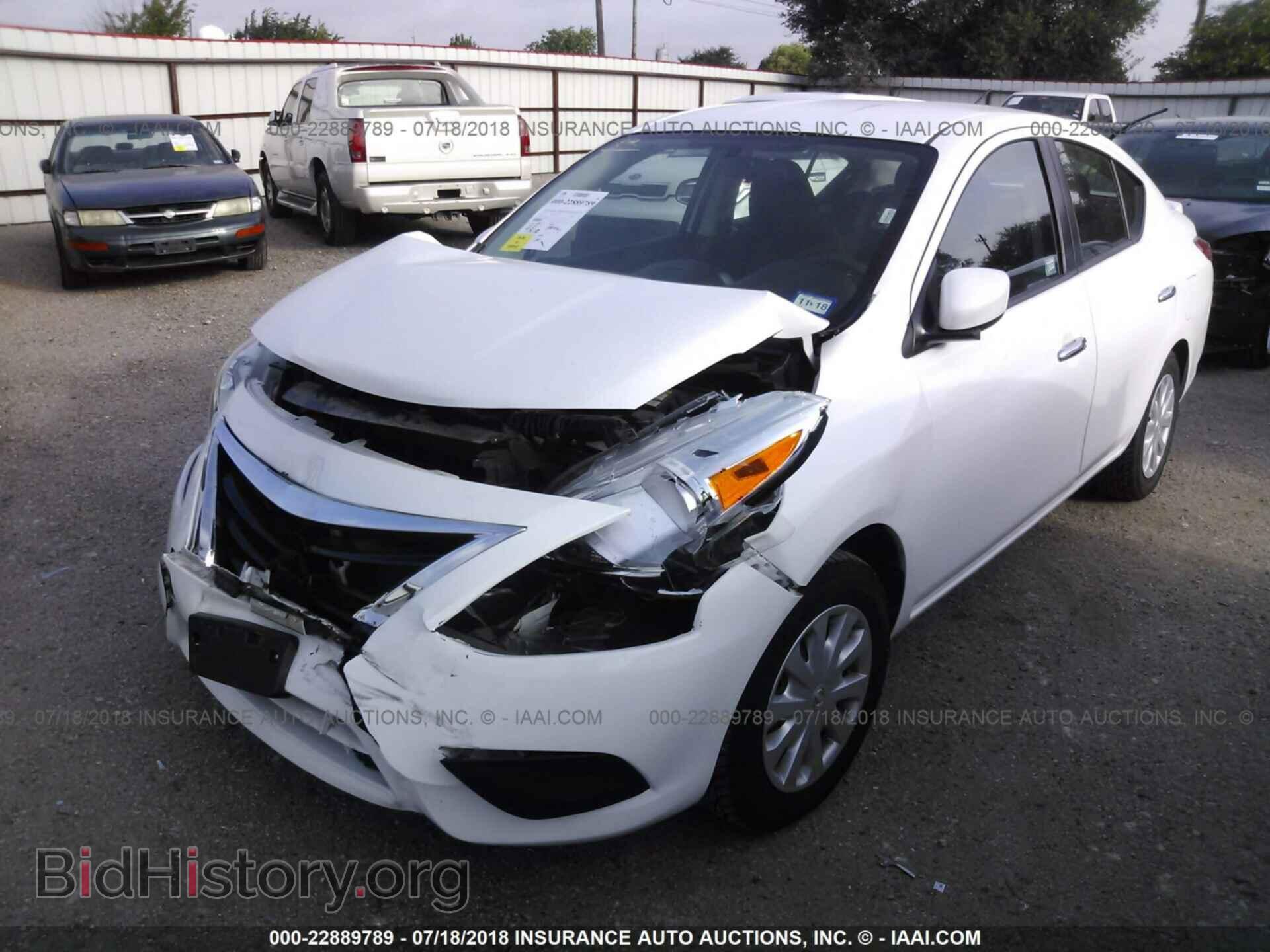 2017 Nissan Versa - VIN: 3N1CN7AP6HL815873 - Фото 2