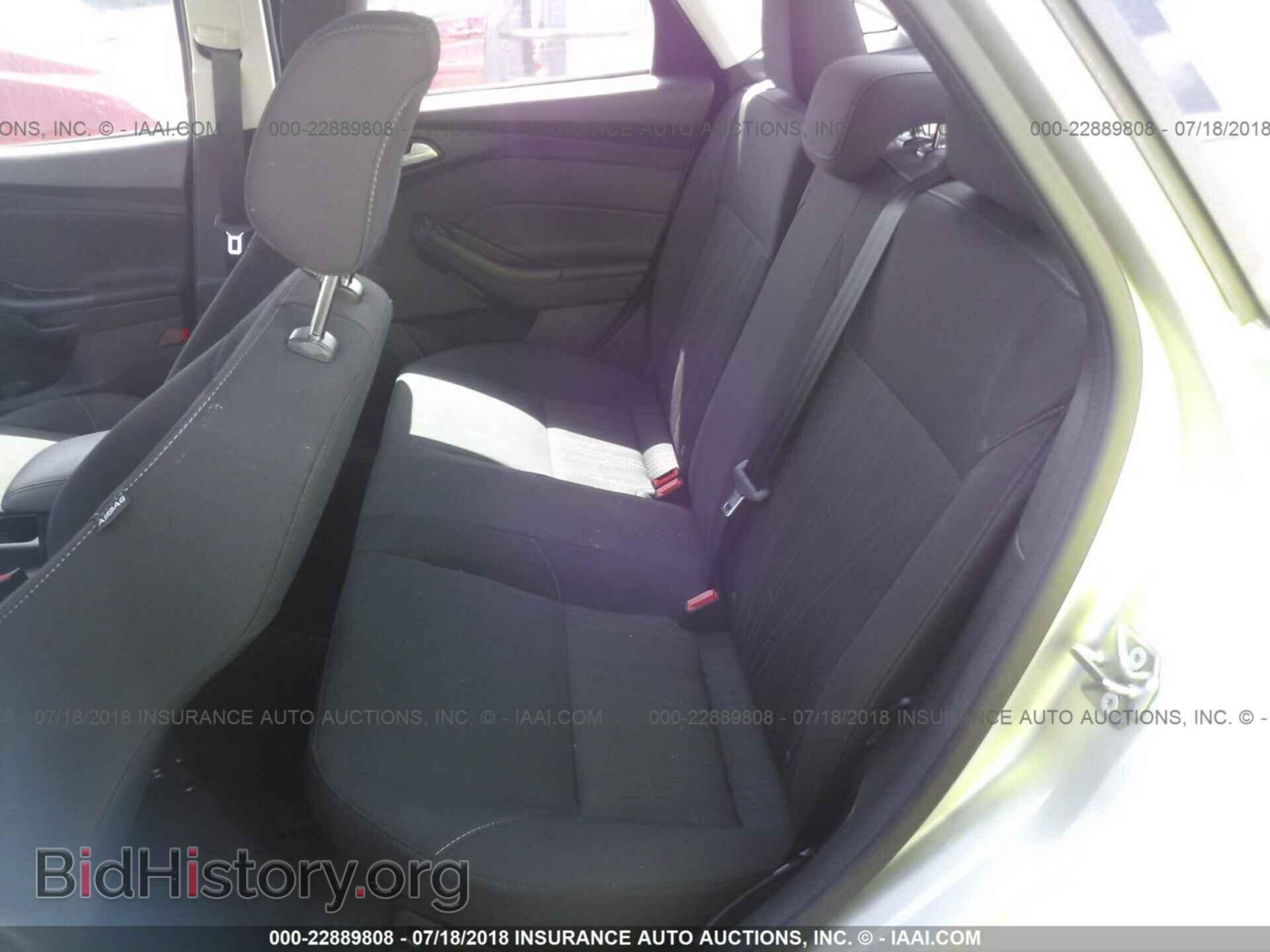 2018 Ford Focus - VIN: 1FADP3F23JL207723 - Фото 8