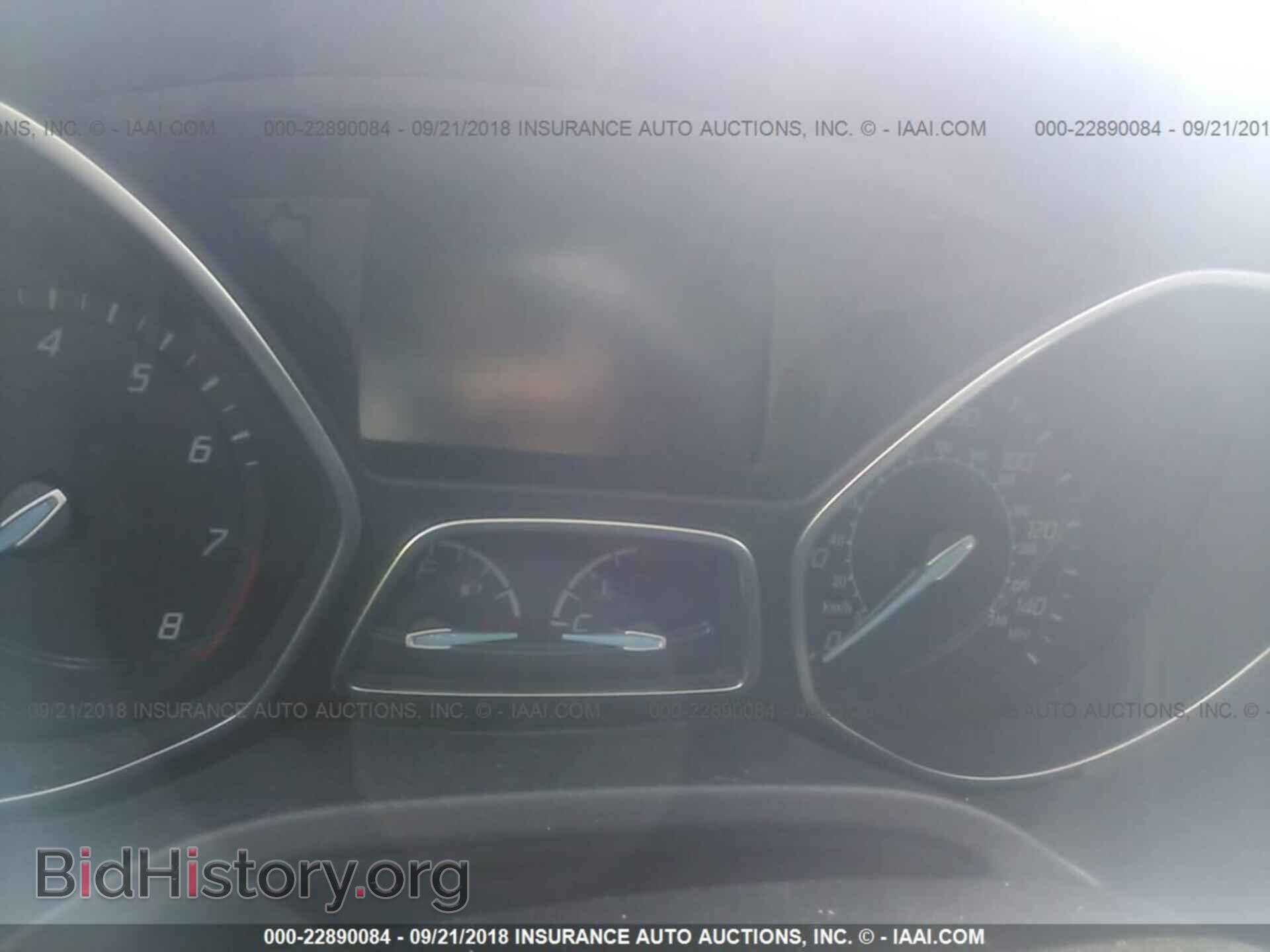 2014 Ford Focus - VIN: 1FADP3J21EL341255 - Photo 7