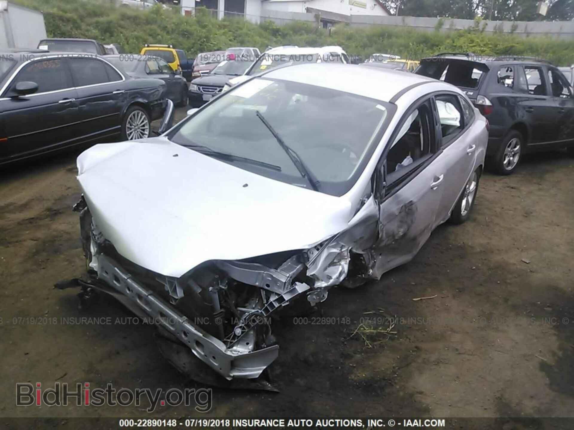 2013 Ford Focus - VIN: 1FADP3F20DL221857 - Photo 2