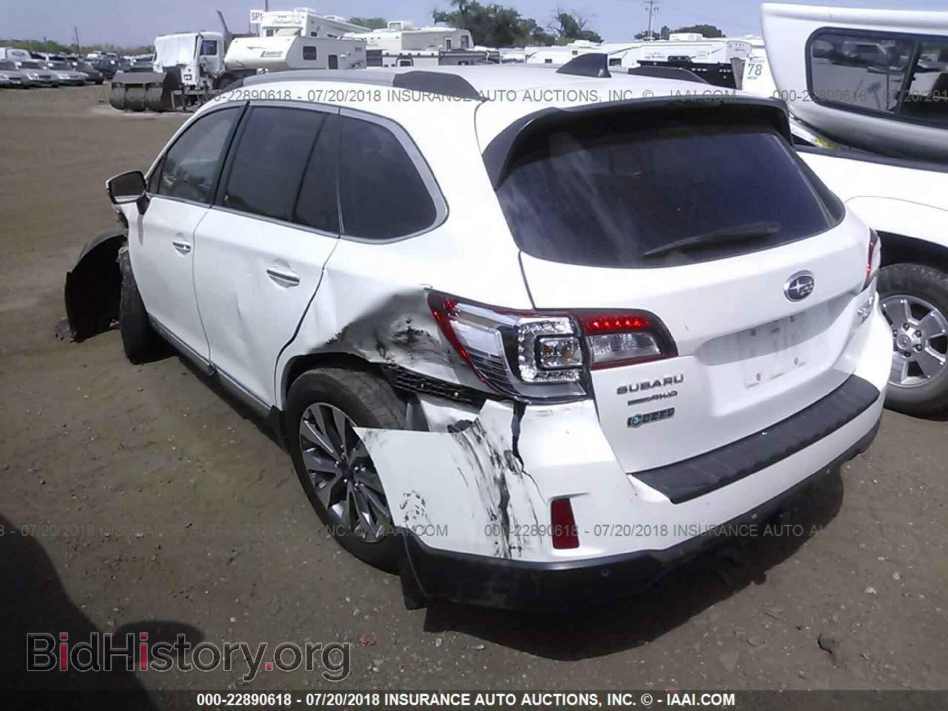 2017 Subaru Outback - VIN: 4S4BSETC5H3344046 - Фото 3