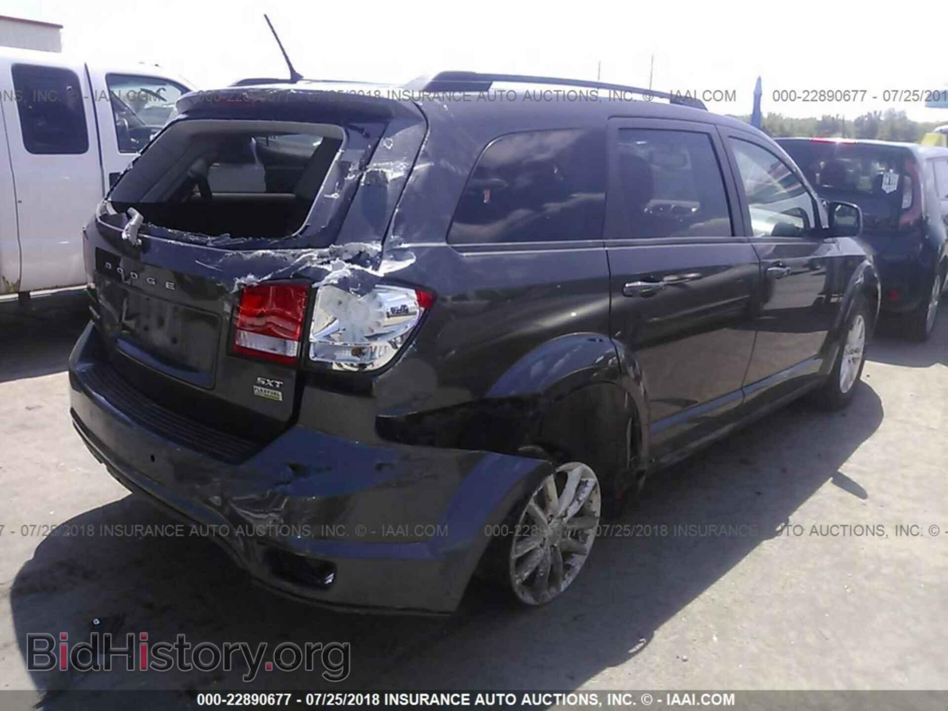 2015 Dodge Journey - VIN: 3C4PDCBG9FT711299 - Photo 4