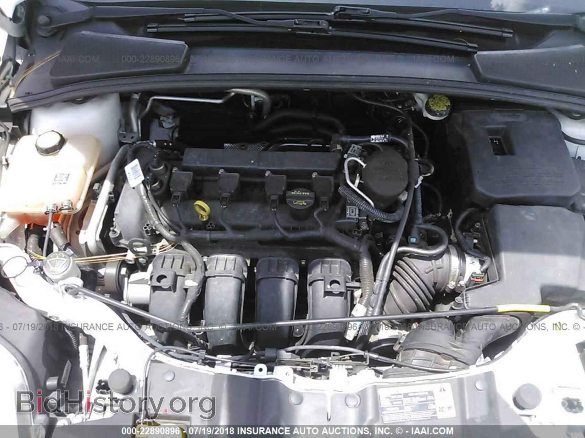 2012 Ford Focus - VIN: 1FAHP3M22CL158005 - Photo 10