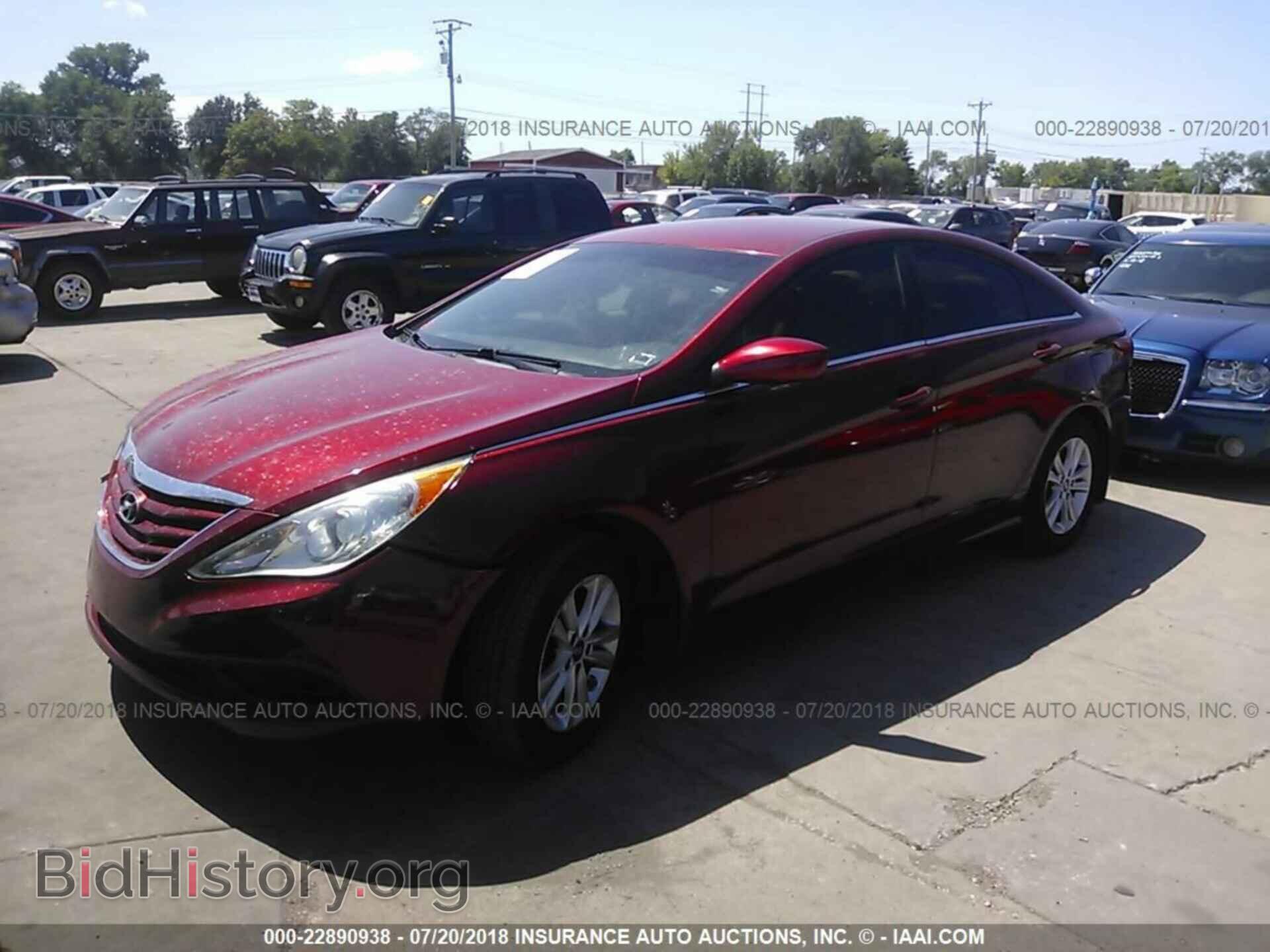 2012 Hyundai Sonata - VIN: 5NPEB4AC1CH355590 - Photo 2