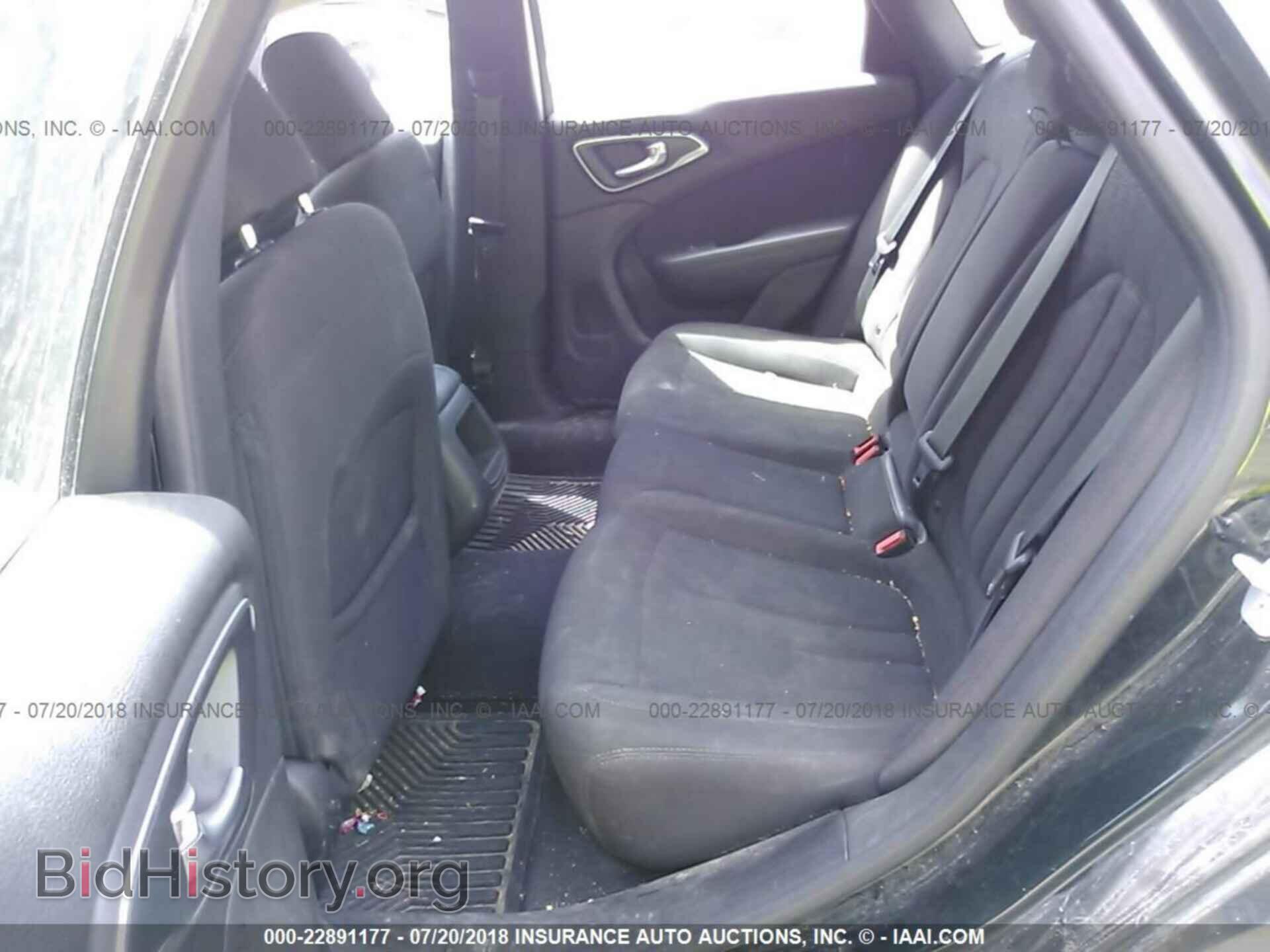 2015 Chrysler 200 - VIN: 1C3CCCAB4FN572209 - Photo 8
