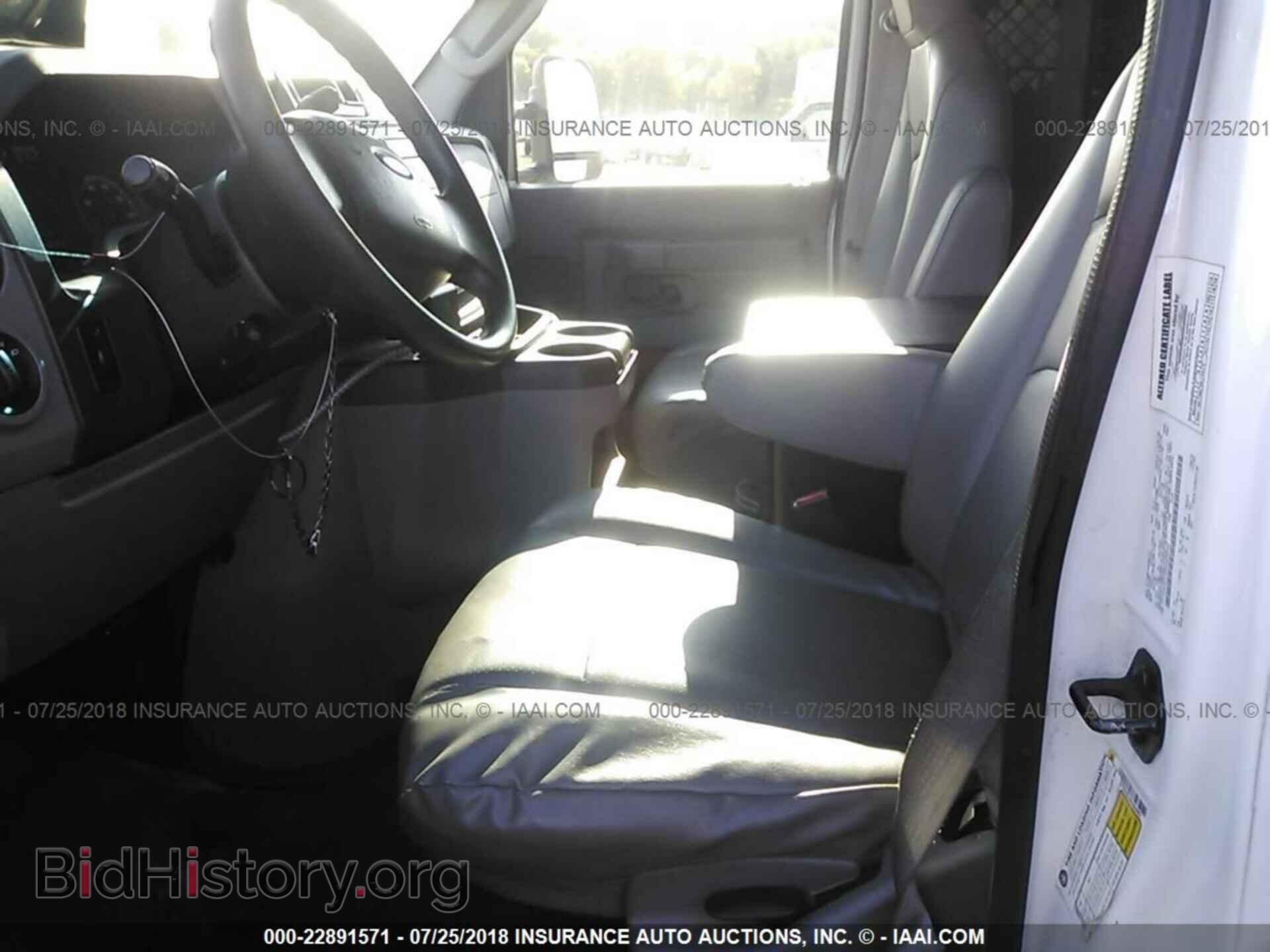 2011 Ford Econoline - VIN: 1FTSS3EL2BDA55682 - Фото 5